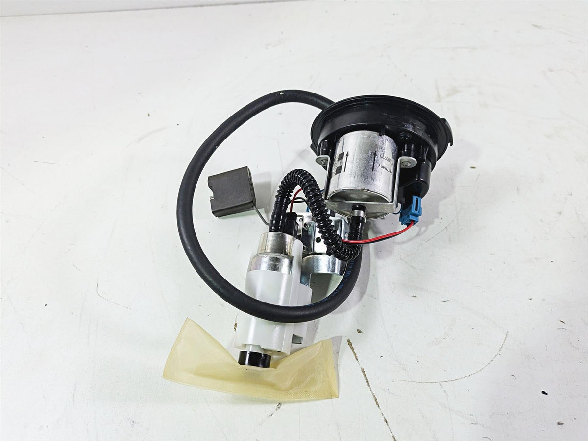 2016 BMW F800R K73 Fuel Gas Petrol Pump 9K 8550968 16148556078 {{ shop.shopifyCountryName }} - Mototech271