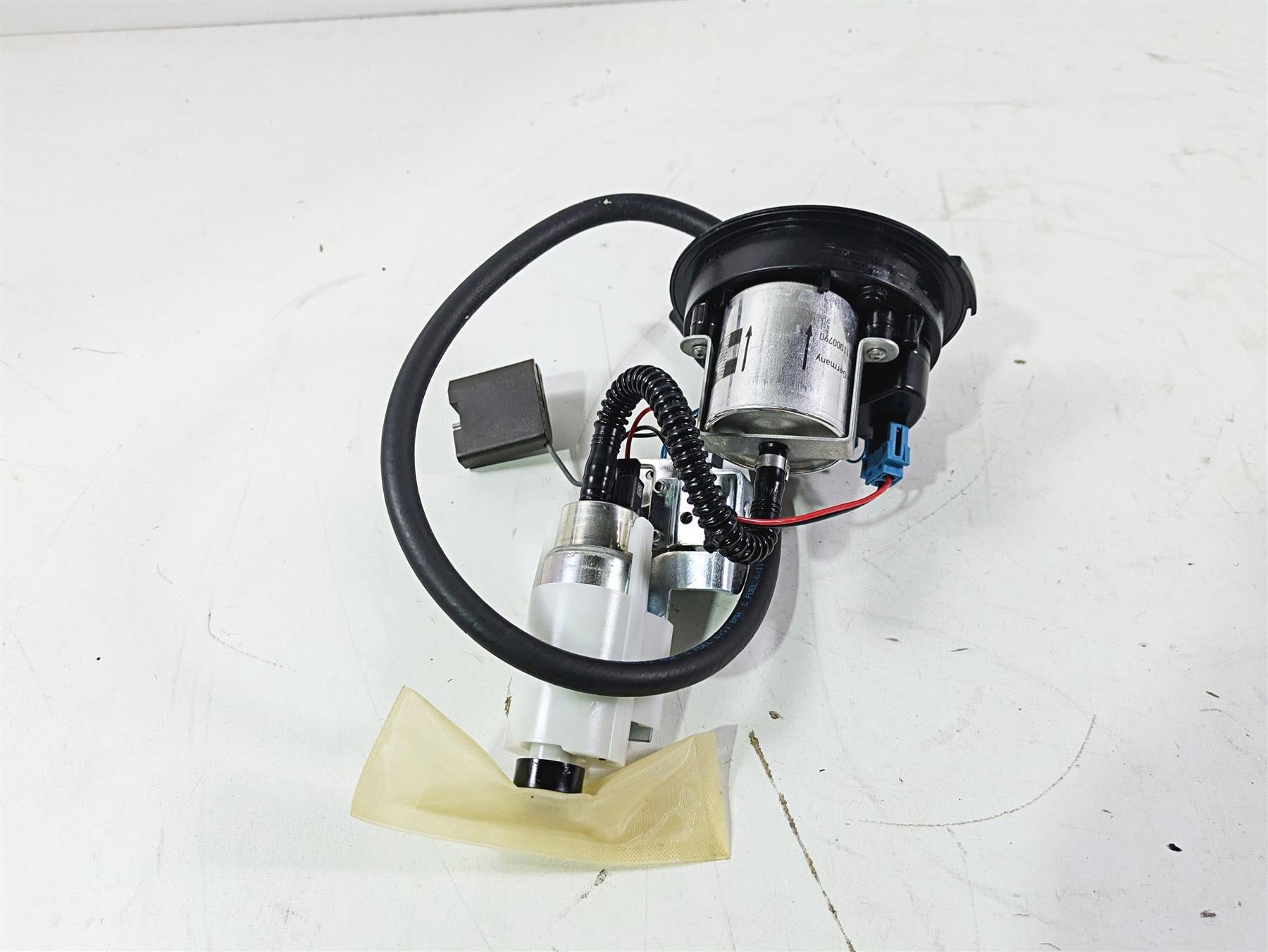 2016 BMW F800R K73 Fuel Gas Petrol Pump 9K 8550968 16148556078 {{ shop.shopifyCountryName }} - Mototech271