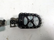 Load image into Gallery viewer, 2015 Harley FXDL Dyna Low Rider Aftermarket Grip Stunt Footpeg Foot Peg Set
