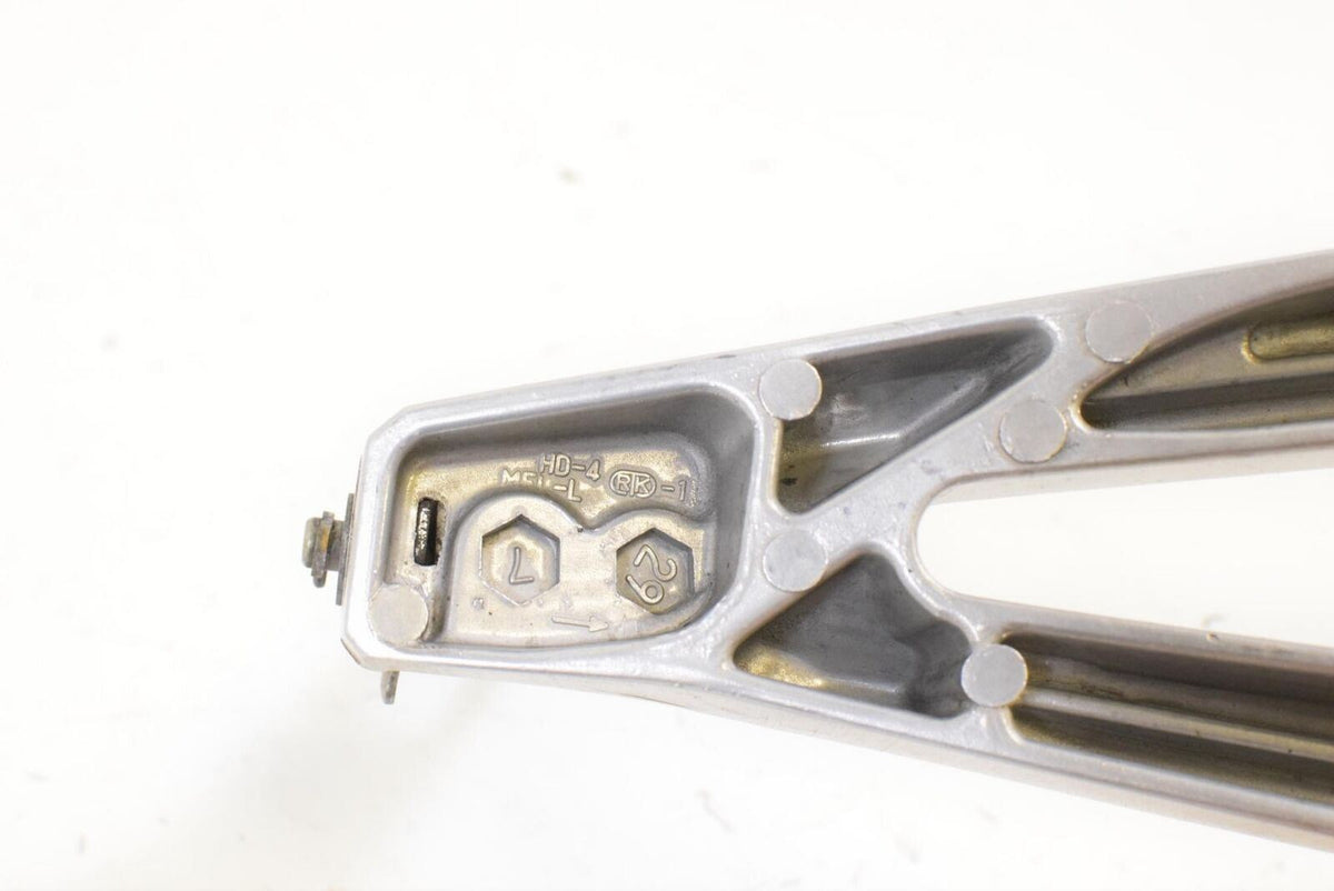 05 Honda CBR1000RR CBR1000 RR Rear Passenger Footpeg Foot Peg Rest 50760-MEL-000 {{ shop.shopifyCountryName }} - Mototech271