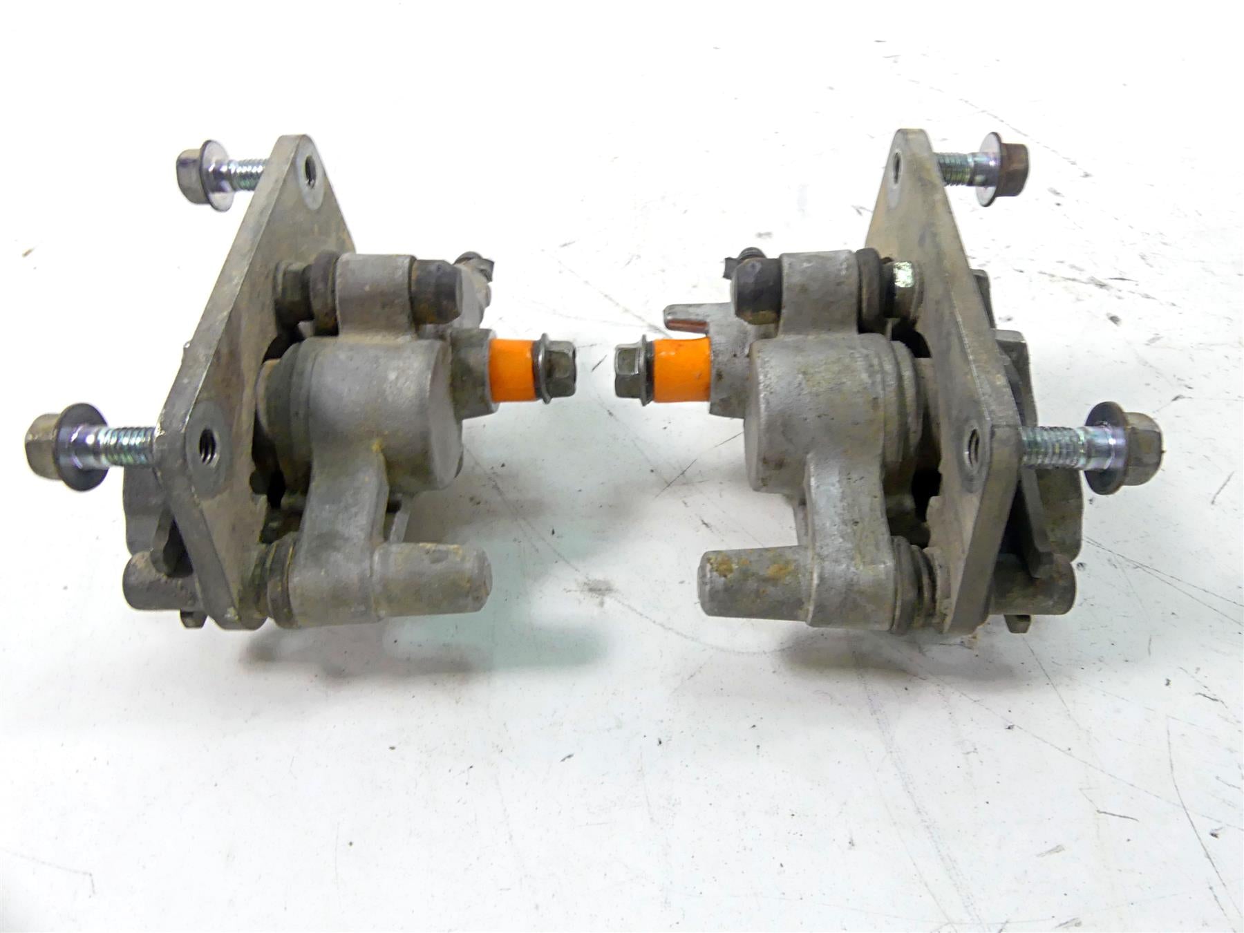 2017 Yamaha YFM Raptor 700R SE Front Brake Caliper Set 1S3-2580U-01-00 {{ shop.shopifyCountryName }} - Mototech271