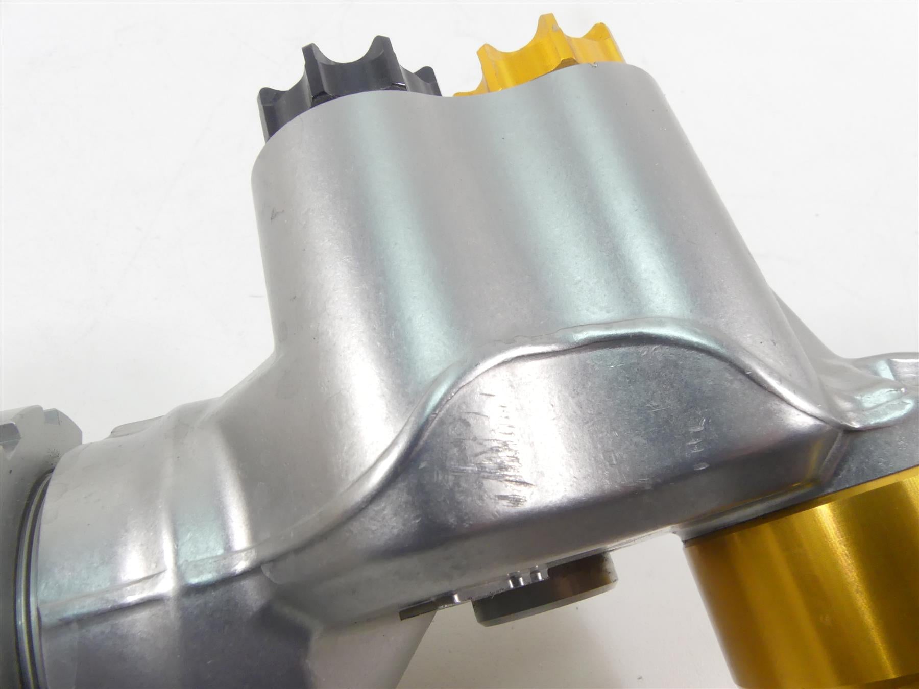2020 Triumph Speed Triple RS 1050 Rear Ohlins TTX Shock Damper T2050357 {{ shop.shopifyCountryName }} - Mototech271