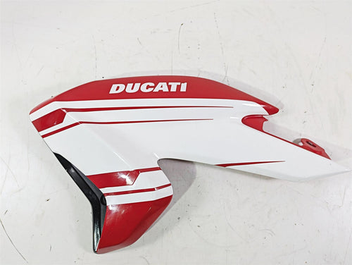 2018 Ducati Hypermotard 939 SP Left Tank Fairing Cover READ 480P5682CK | Mototech271