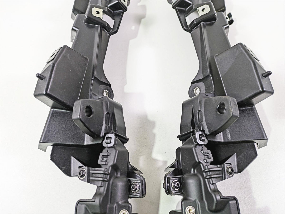 2019 BMW R1250RT K52 Saddlebag Mount Holder Set 46547728665 46547728666 {{ shop.shopifyCountryName }} - Mototech271