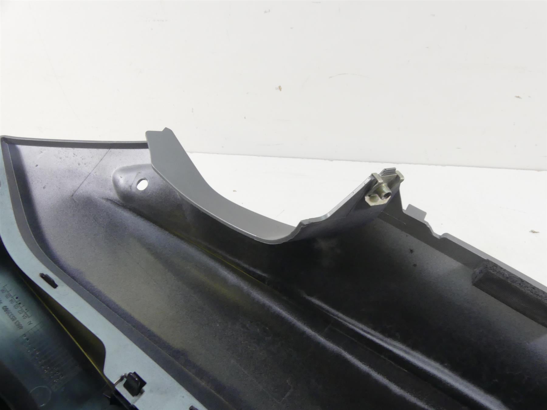 2014 BMW R1200GS K50 Right Side Fuel Gas Tank Fairing Cover + Emblem 46638533680 {{ shop.shopifyCountryName }} - Mototech271
