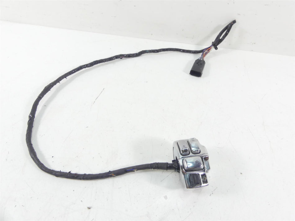 2013 Harley Touring FLHX Street Glide Right Cruise Control Switch -Read 71684-06 {{ shop.shopifyCountryName }} - Mototech271