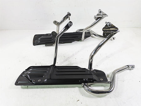 1998 Honda GL1500 Valkyrie Tour Saddlebag Rack Panier Holder Set 84250-MZ0-700 {{ shop.shopifyCountryName }} - Mototech271