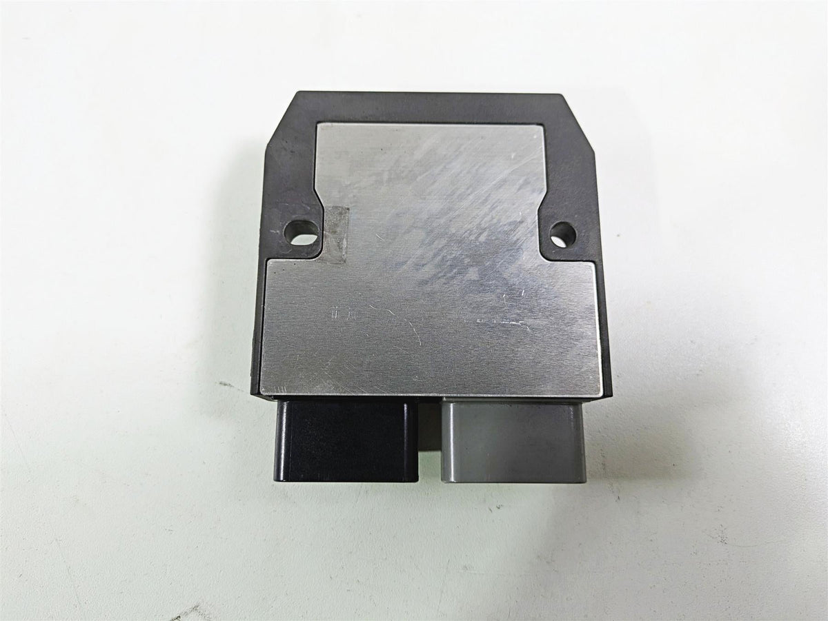 2019 Ducati Supersport 939 S Rectifier Voltage Regulator FH020AA 54040301B {{ shop.shopifyCountryName }} - Mototech271