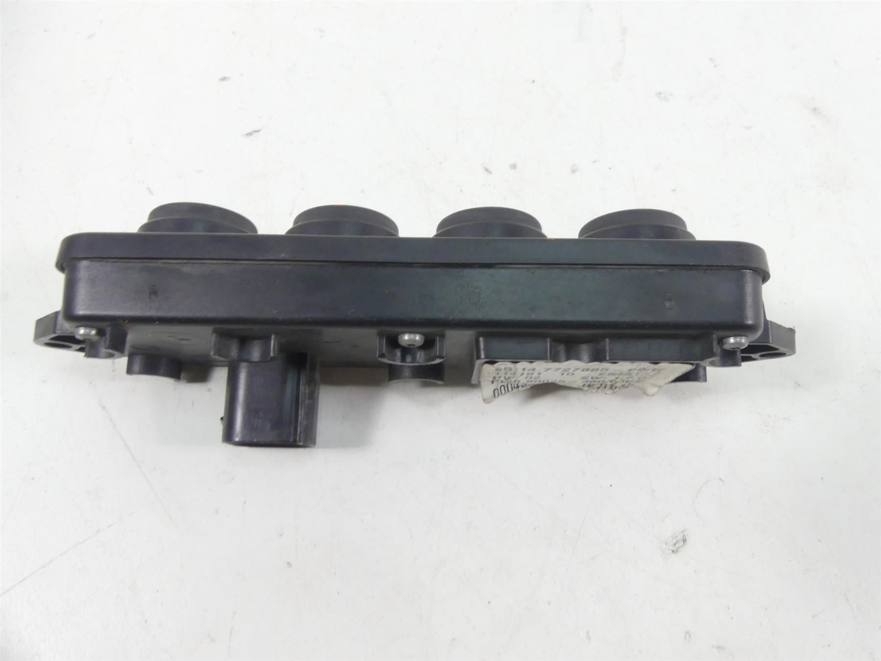 2015 BMW R1200RT K52 Radio Button Knob Control Unit Switch 65147727885 {{ shop.shopifyCountryName }} - Mototech271