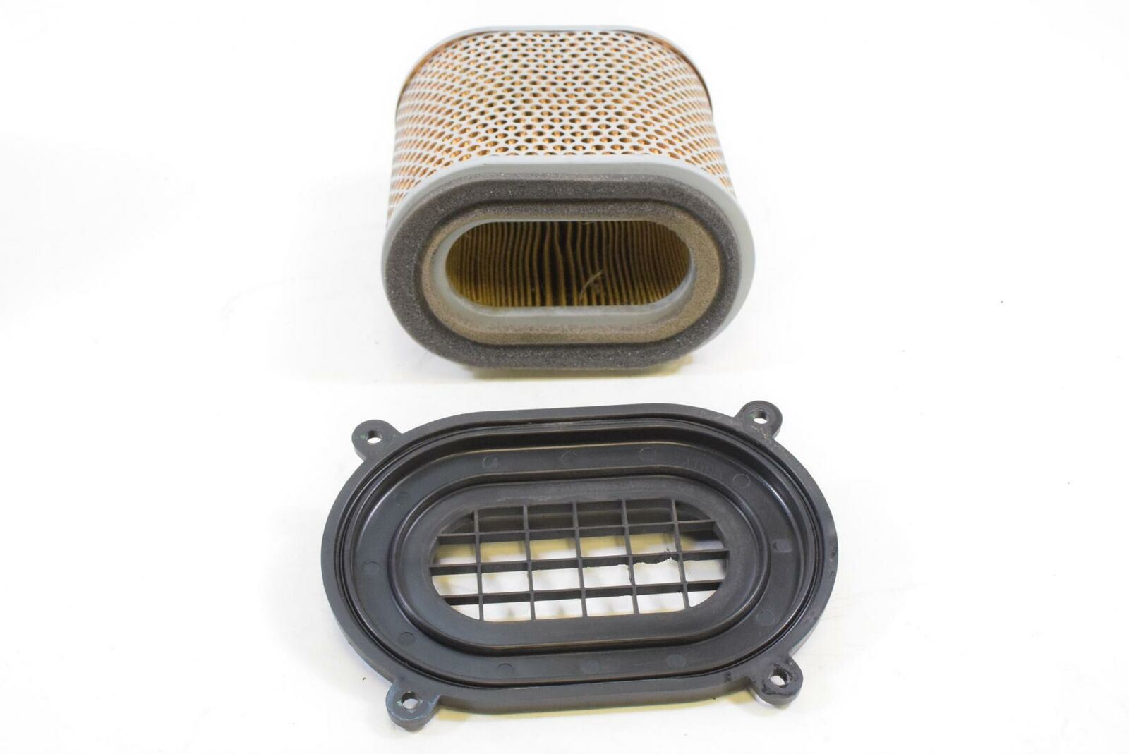 2015 Triumph Rocket III Touring ABS Mid Center Air Box Breather Cleaner T2202201 {{ shop.shopifyCountryName }} - Mototech271