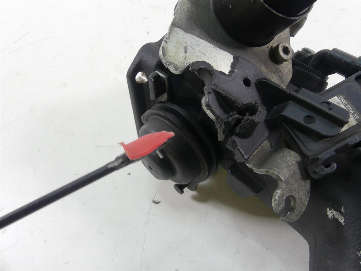 2015 Harley FXDL Dyna Low Rider Throttle Body Fuel Injectors -Read 27708-10A {{ shop.shopifyCountryName }} - Mototech271