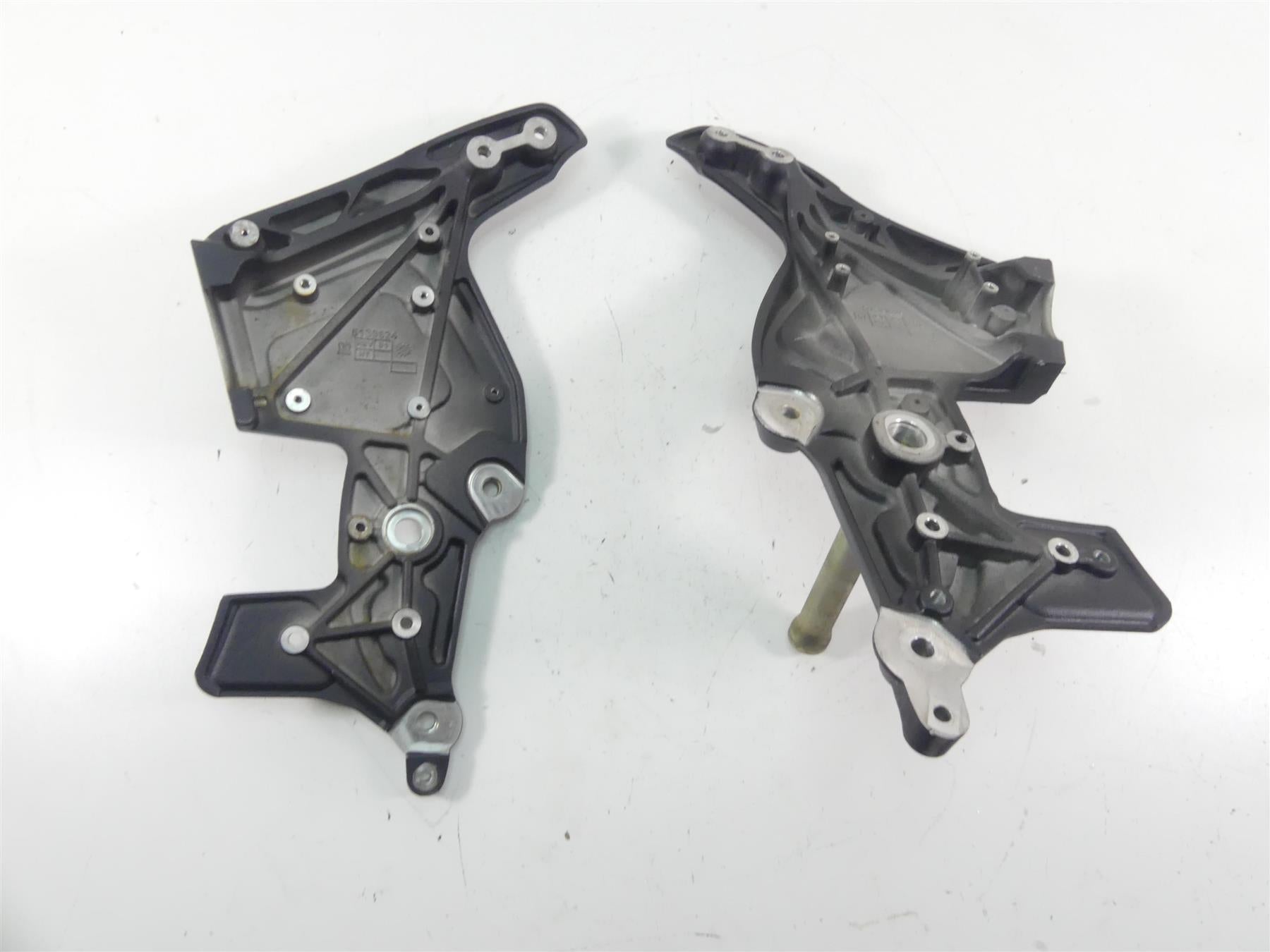 2018 Indian Scout Sixty Midframe Brackets Mounts Walls Set 5139625 5139624 {{ shop.shopifyCountryName }} - Mototech271