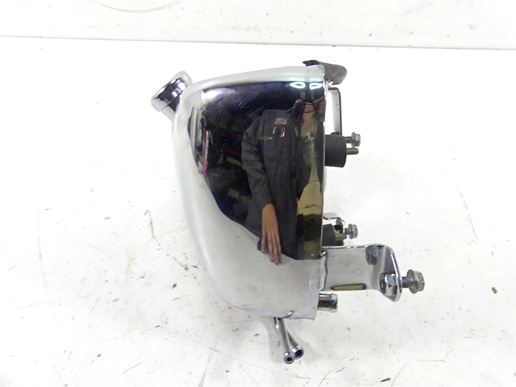 1997 Harley Sportster XL1200 C Chrome Oil Tank & Dipstick Set 62475-97A {{ shop.shopifyCountryName }} - Mototech271