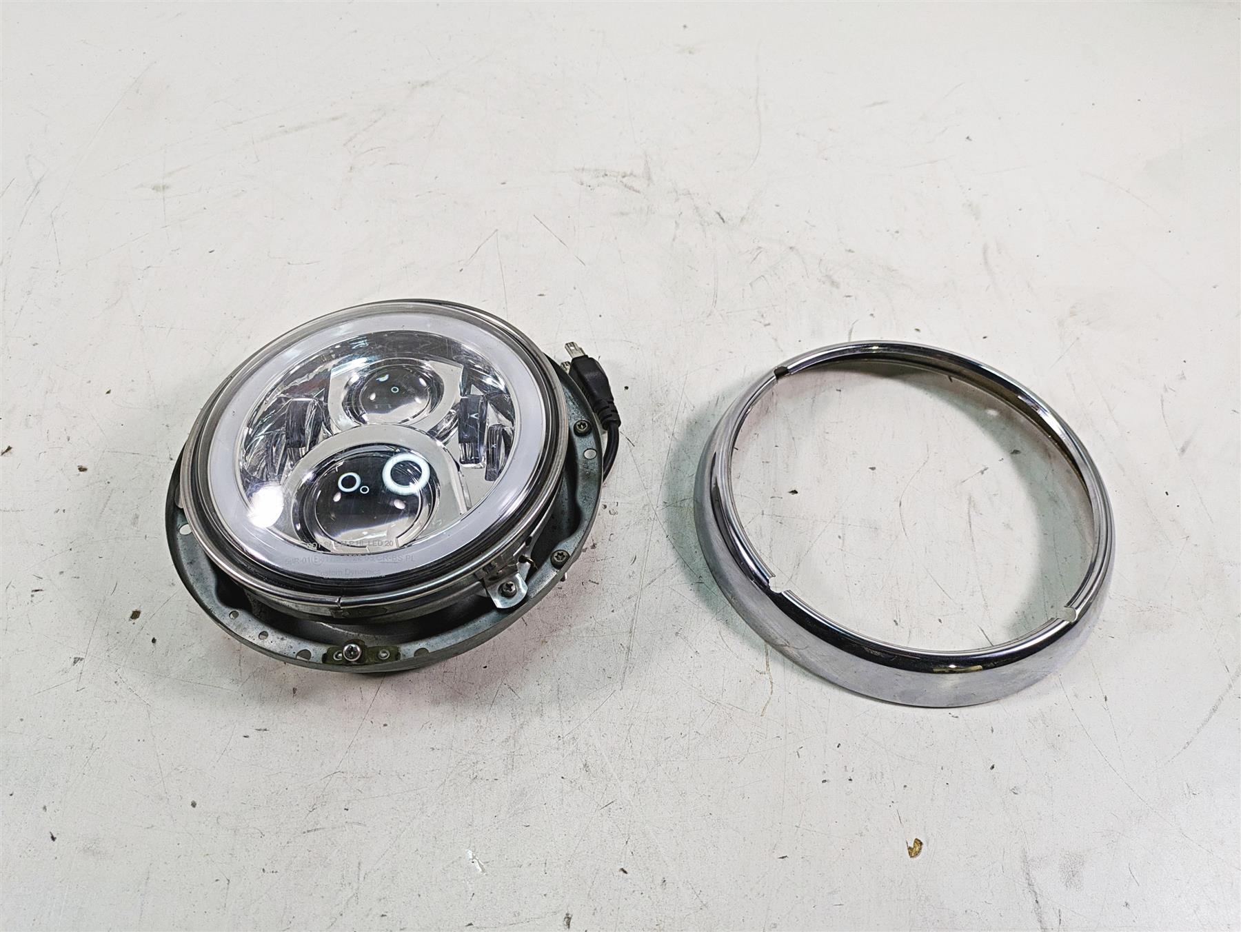 2009 Harley Touring FLHTCU Electra Glide Custom Dynamics Led Headlight CD-7-13 {{ shop.shopifyCountryName }} - Mototech271