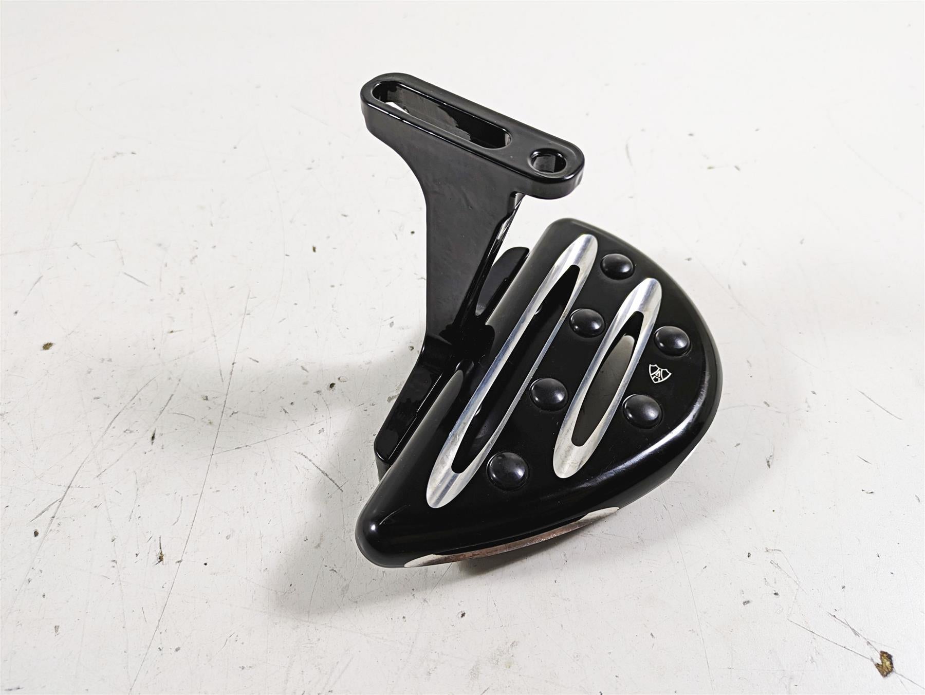 2015 Harley Touring FLHXS Street Glide Arlen Ness Right Rear Floorboard 06-834 {{ shop.shopifyCountryName }} - Mototech271