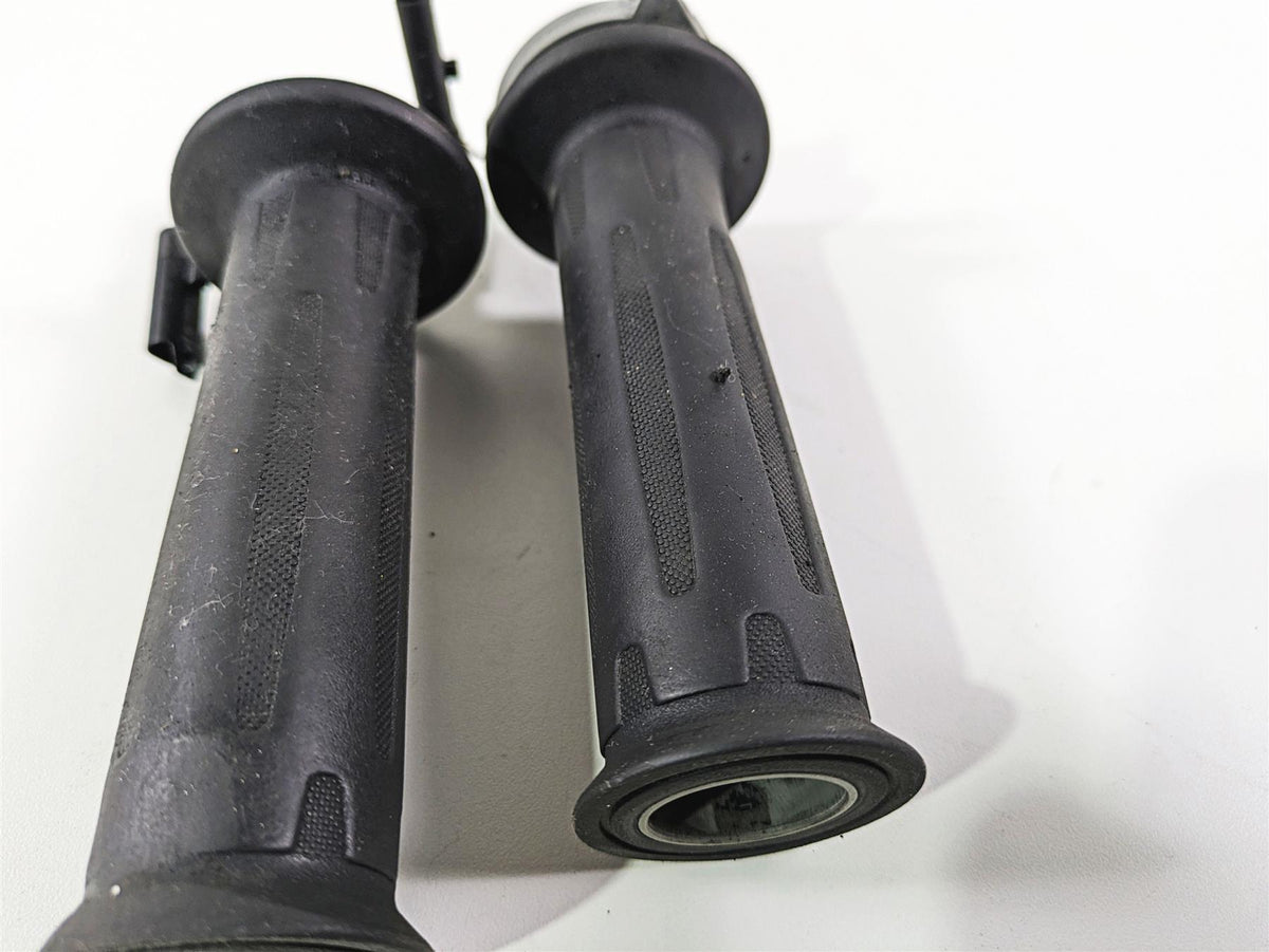 2006 BMW R1200GS K255 Adv Heated Handlebar Grips Set 61317727067 61317695470 {{ shop.shopifyCountryName }} - Mototech271