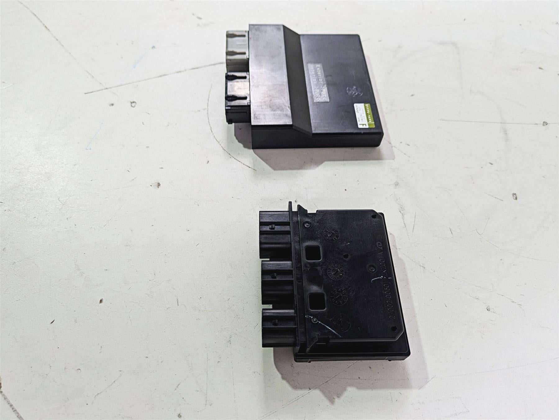 2022 Kawasaki ZR900RS Cafe Denso Cdi Ecu Ecm Engine Control Module CA 21175-1690 {{ shop.shopifyCountryName }} - Mototech271