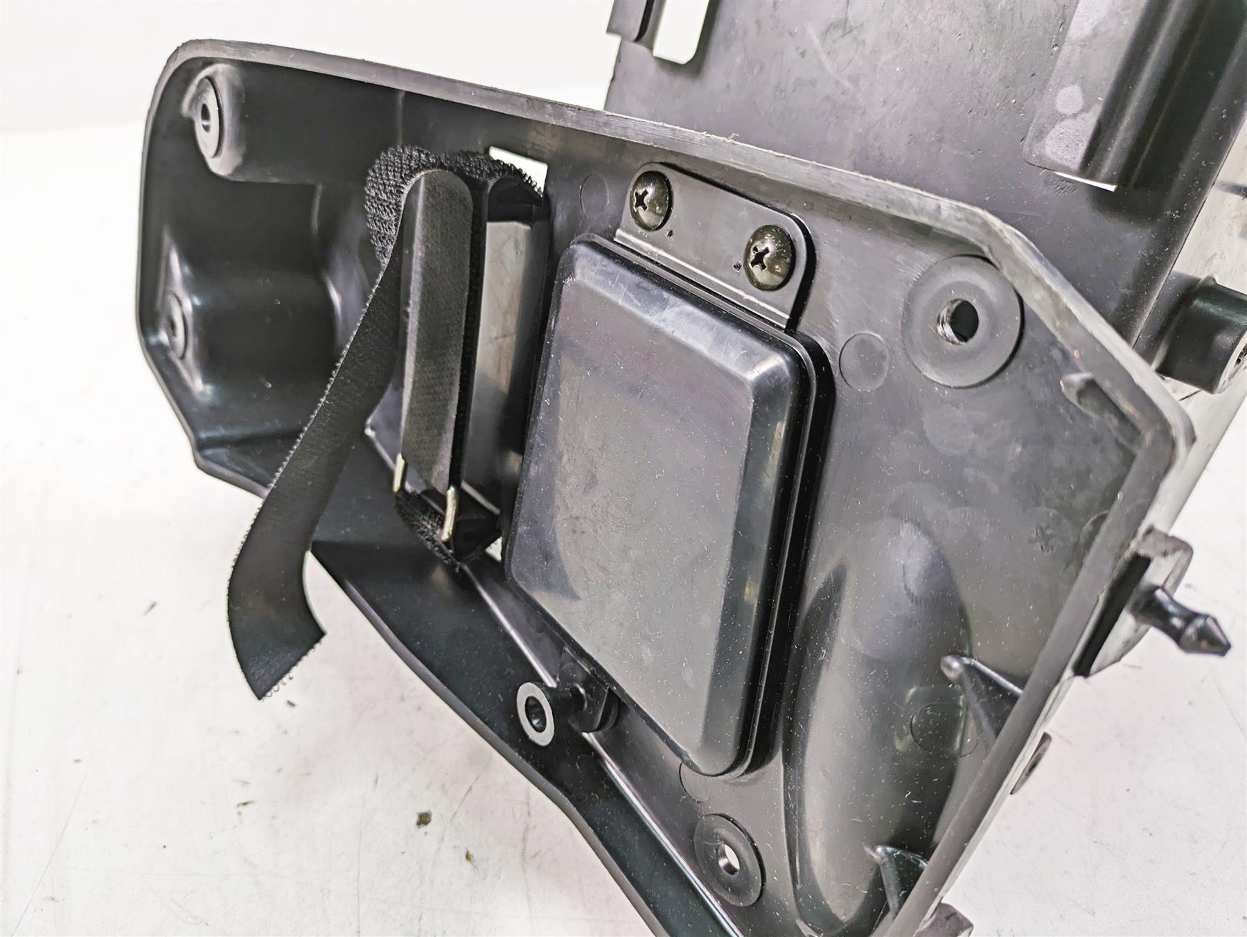 1997 Kawasaki VN1500 Vulcan Battery Electrical Carrier Set 11045-1451 {{ shop.shopifyCountryName }} - Mototech271