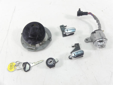 2004 Kawasaki VN1600 Meanstreak Ignition Switch Gas Cap Key Lock Set 27005-0001 {{ shop.shopifyCountryName }} - Mototech271