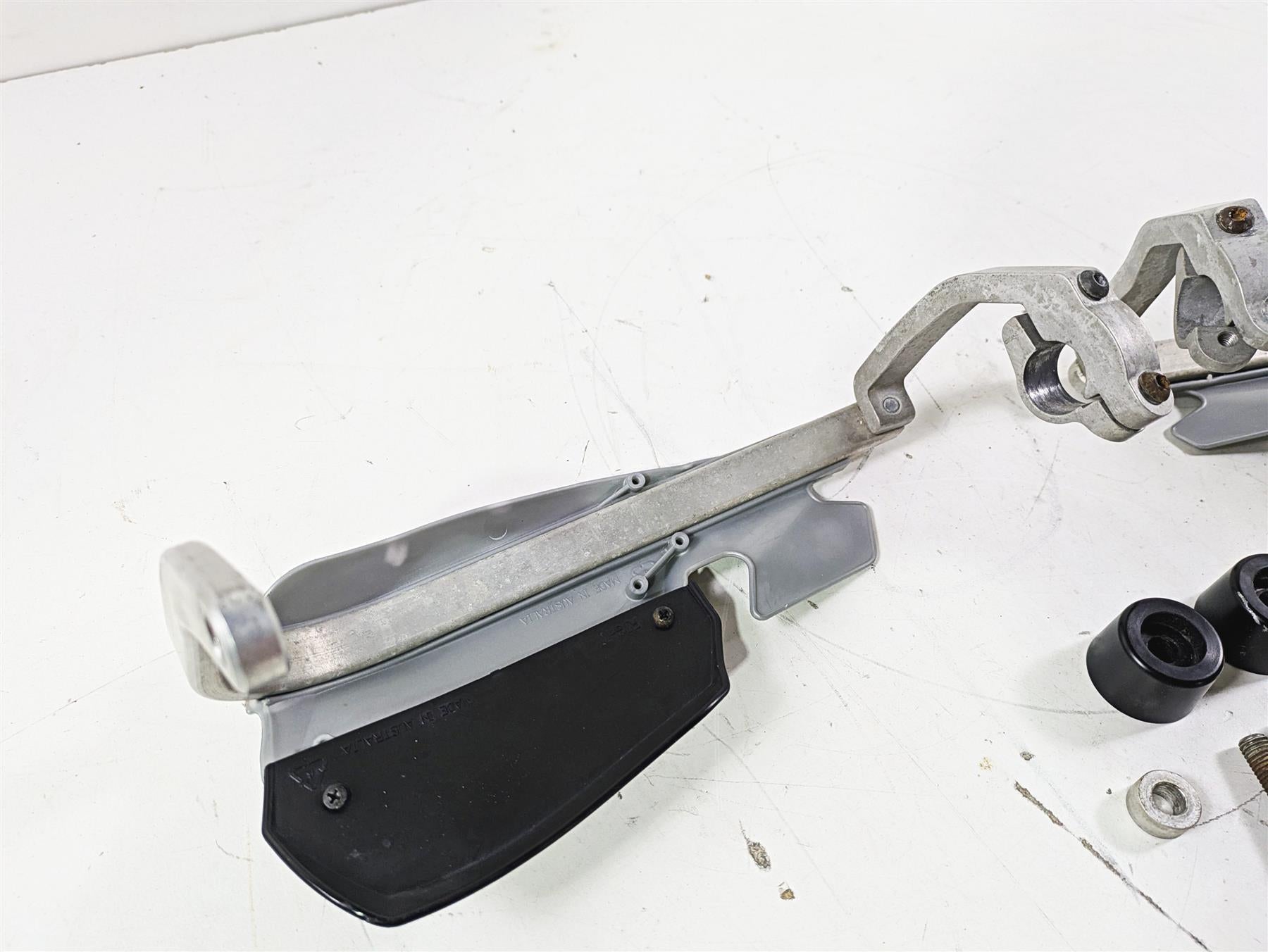 2015 BMW R1200GS Adv K51 Barkbuster Hand Guard & Mounts Set Gray 27600-202 {{ shop.shopifyCountryName }} - Mototech271