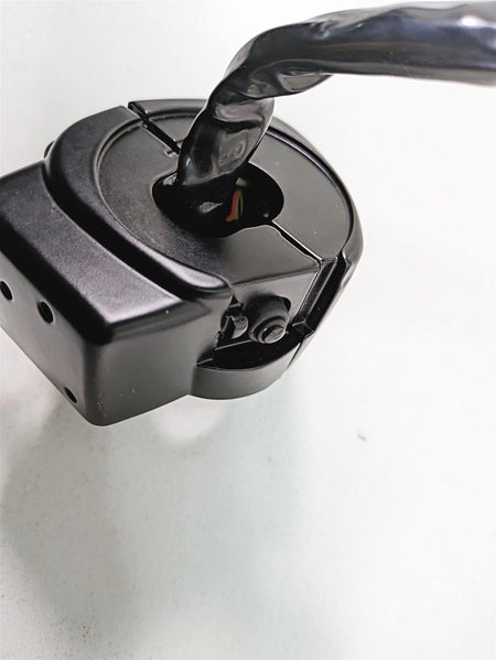 2013 Harley Touring FLHX Street Glide Left Hand Control Switch 71682-06A - Read {{ shop.shopifyCountryName }} - Mototech271