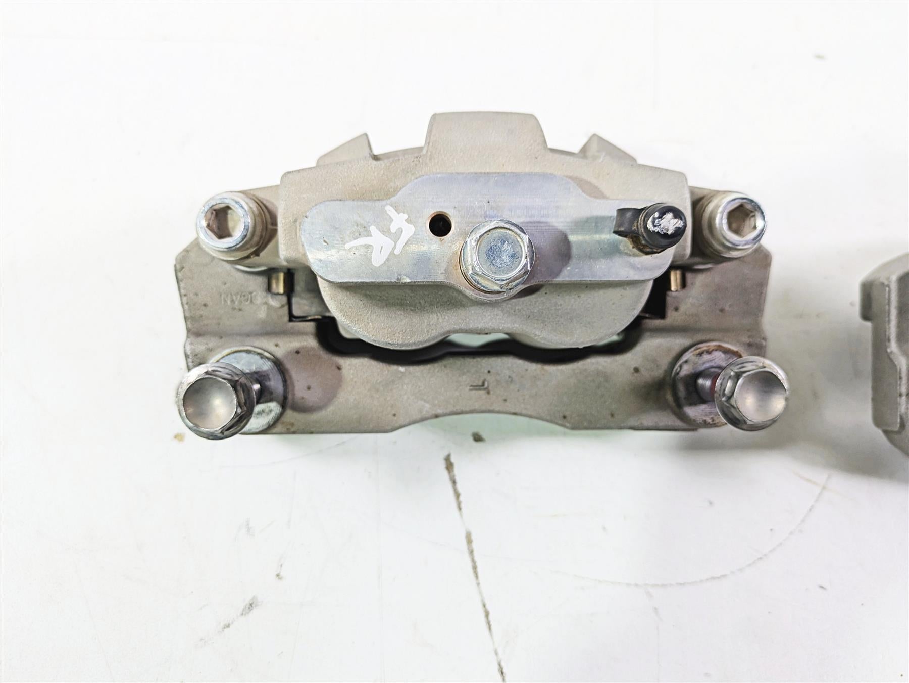 2020 Kawasaki Teryx KRX KRF 1000 Front Brake Caliper Set 43080-0221 43080-0222 {{ shop.shopifyCountryName }} - Mototech271