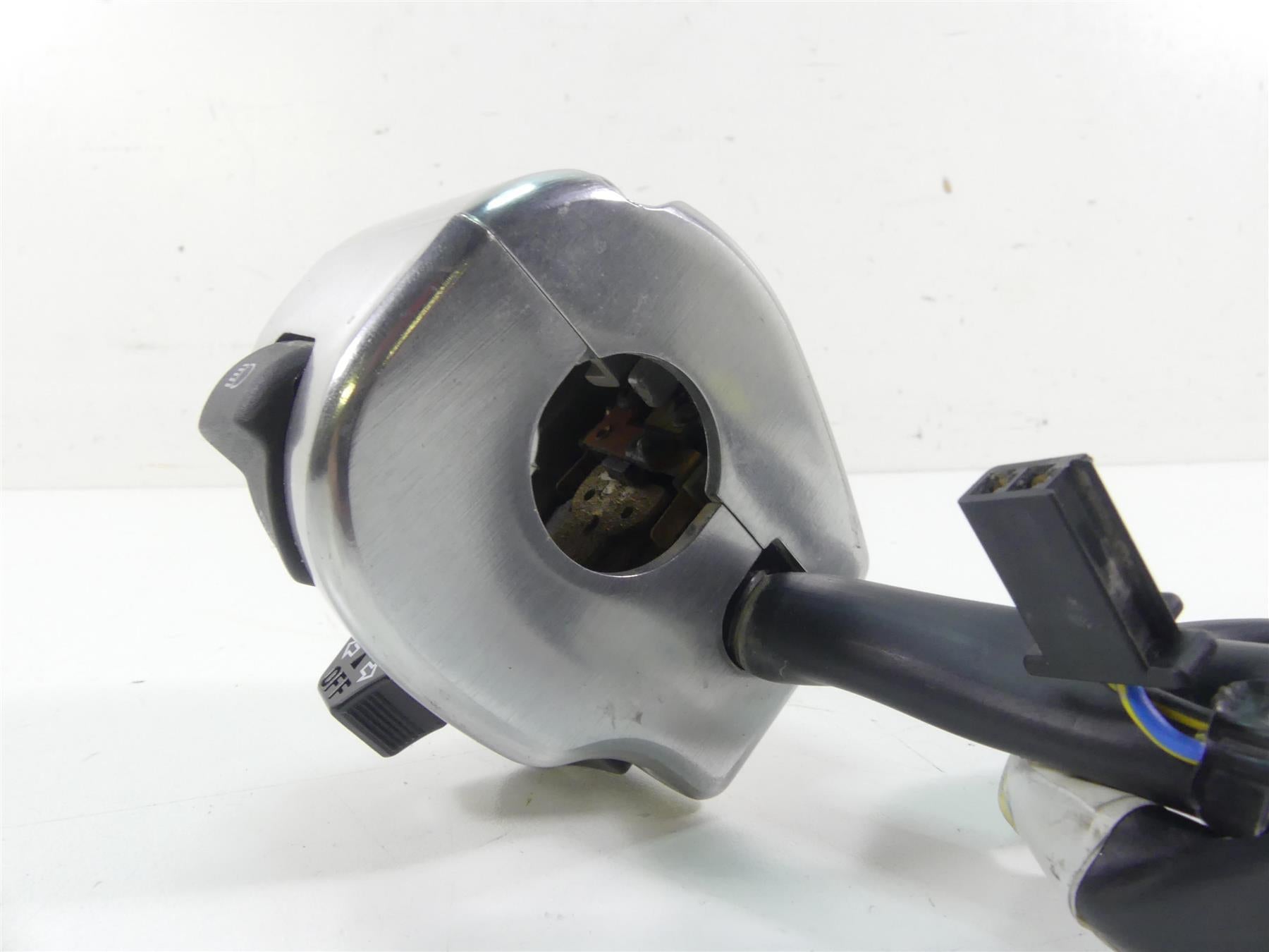 2009 Yamaha XV1700 Road Star Warrior Left Hand Control Switch 5PX-83973-20-00 {{ shop.shopifyCountryName }} - Mototech271