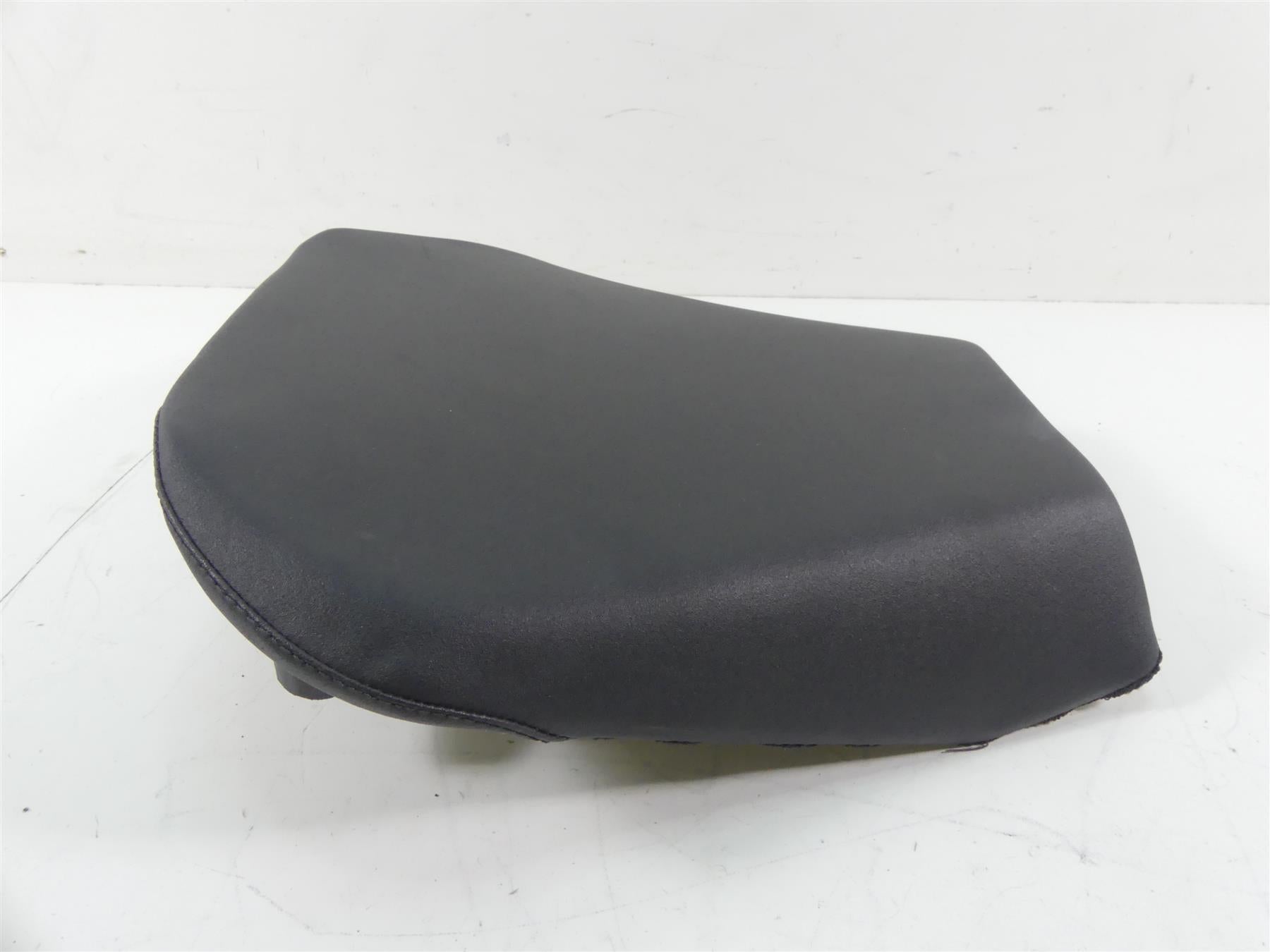 2004 Aprilia RSV1000 R Mille Front Rider Driver Seat Saddle AP8129319 {{ shop.shopifyCountryName }} - Mototech271