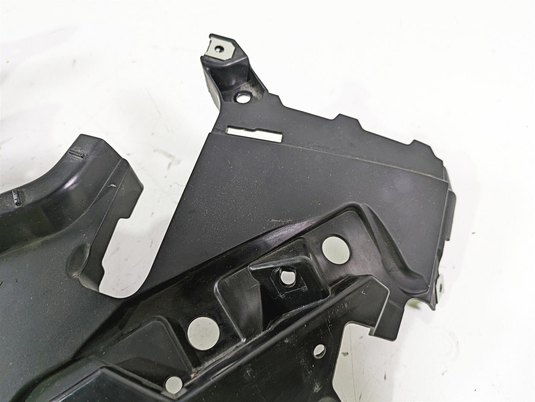 2014 BMW R1200 RT RTW K52 Inner Front Fairing Cover Panel 46637728786 {{ shop.shopifyCountryName }} - Mototech271
