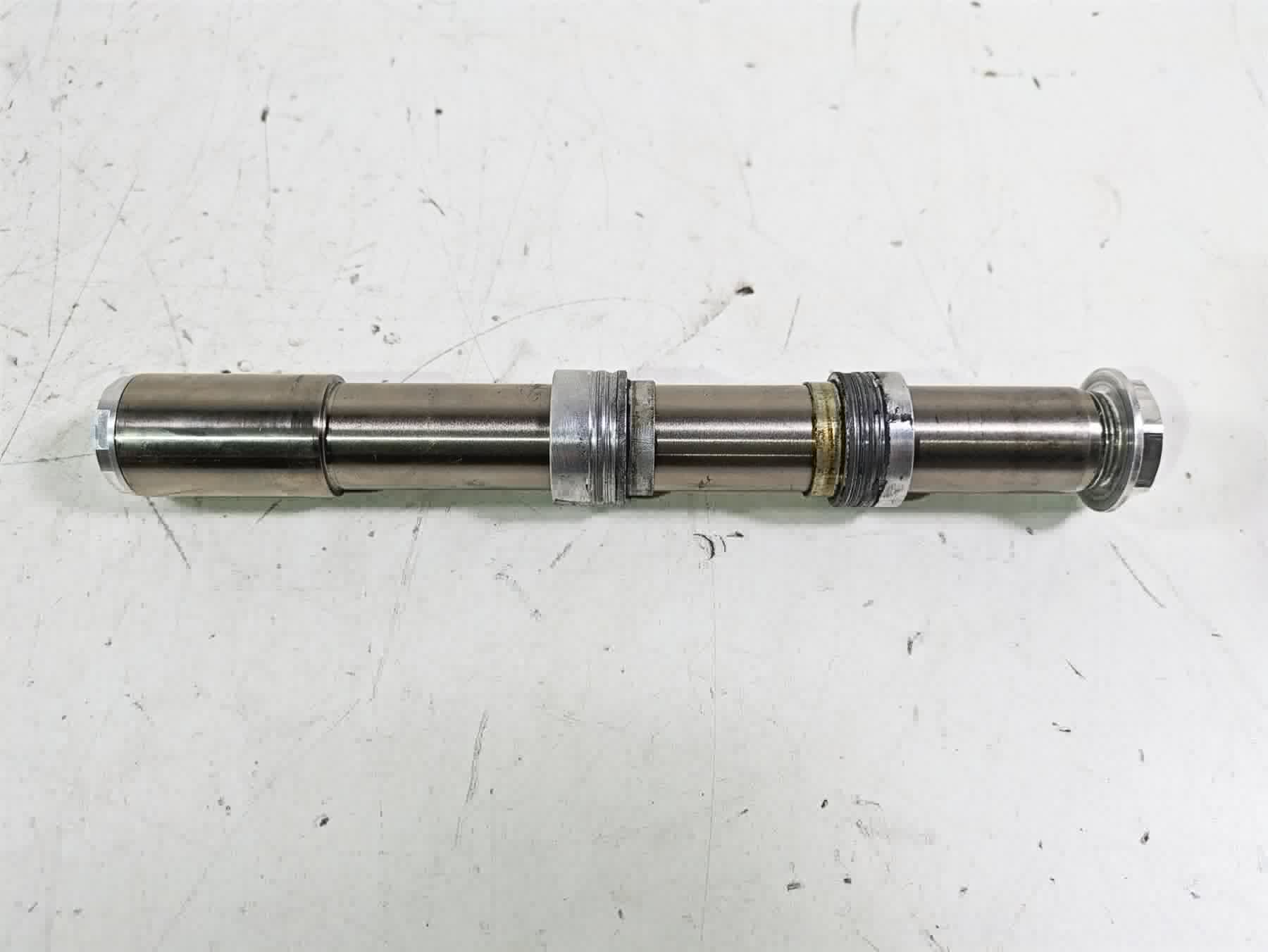 2007 KTM 450 SXF Front 26mm Wheel Spindle Axle 77309081100 | Mototech271