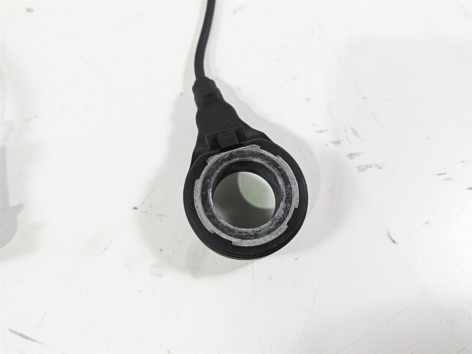 2008 Harley Touring FLHTCU E-Glide 105TH Rear Abs Wheel Speed Sensor 40615-08 {{ shop.shopifyCountryName }} - Mototech271