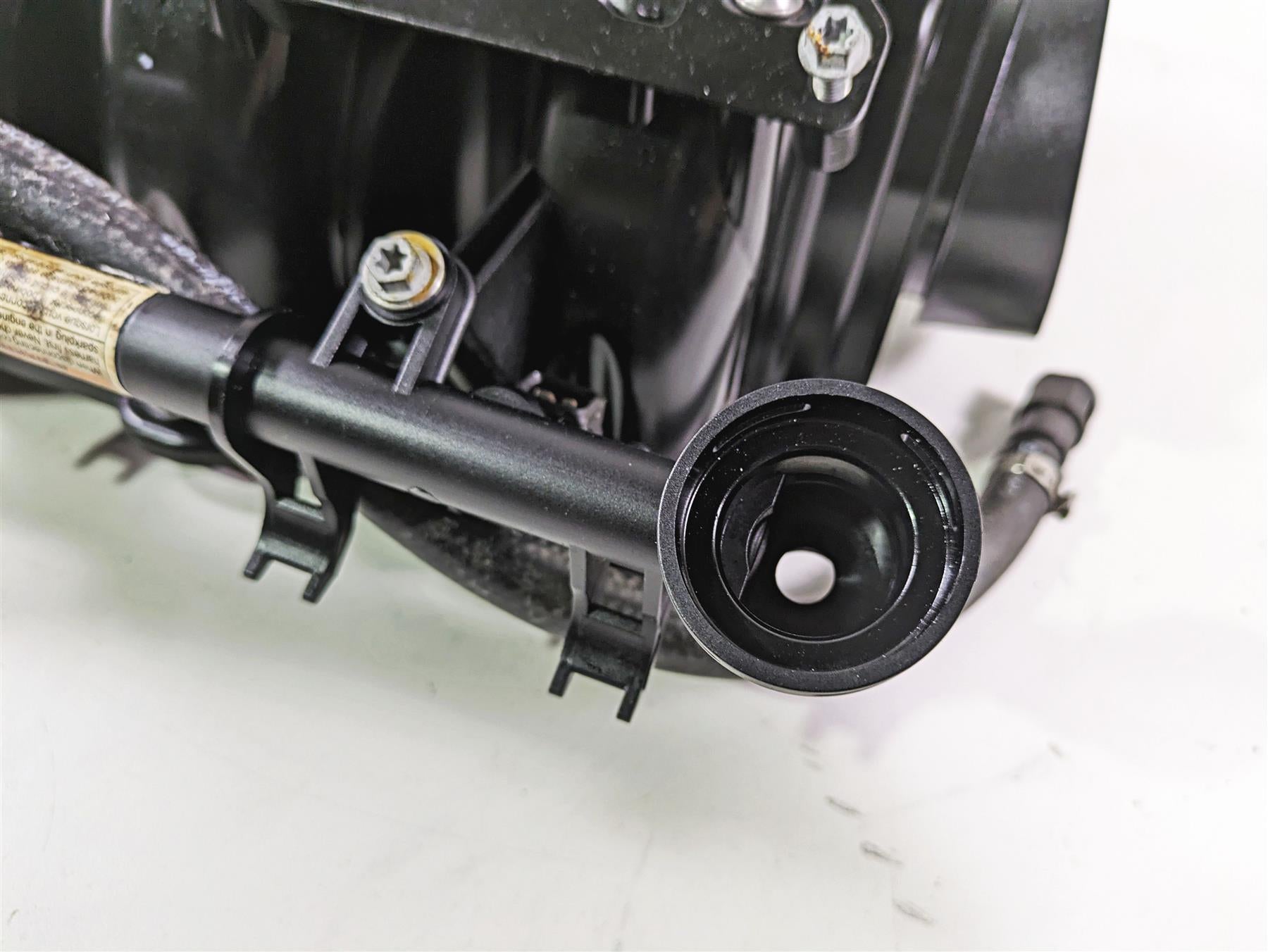 2006 Sea-Doo GTX Supercharged Intake Manifold Fuel Injection Set 420867951 {{ shop.shopifyCountryName }} - Mototech271
