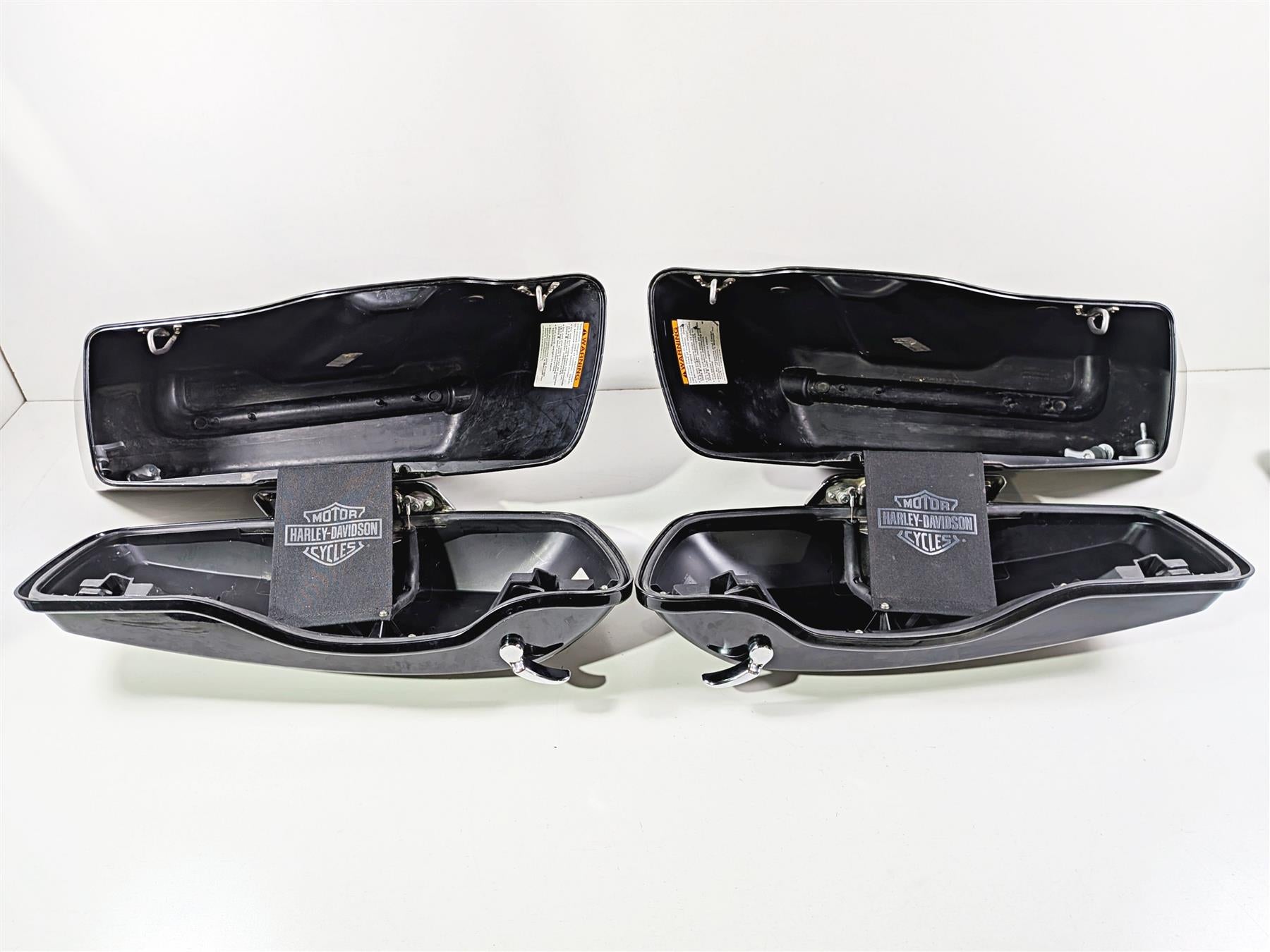 2018 Harley Touring FLHTCU Electra Glide Saddlebag Saddle Bag Set 90200412-Mototech271