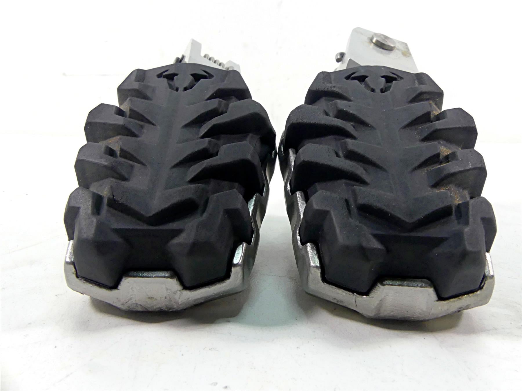 2014 BMW R1200GS K50 Sw Motech Evo Front Rider Footpeg Set ?FRS.07.112.10302 {{ shop.shopifyCountryName }} - Mototech271