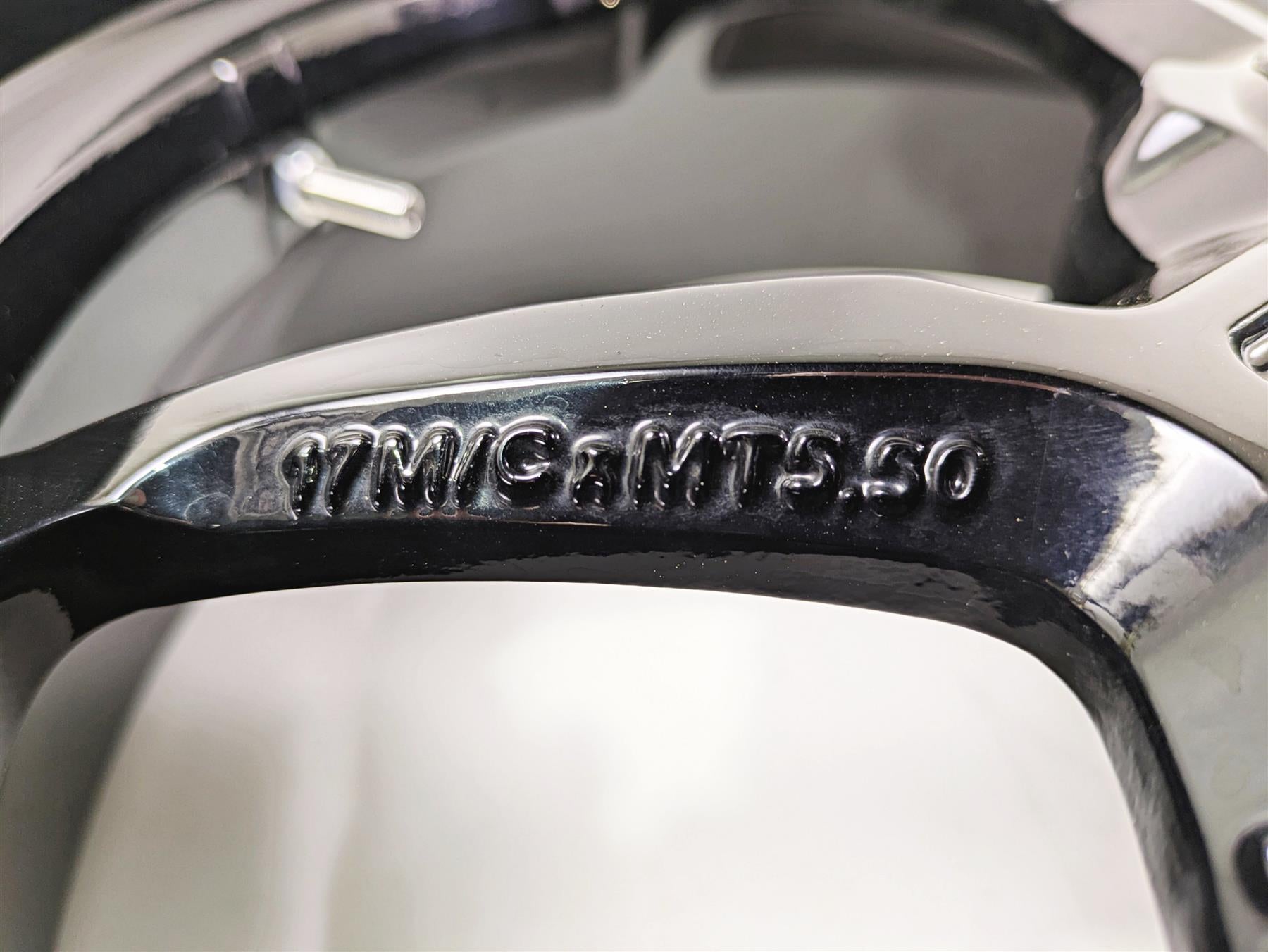2022 Ducati Hypermotard 950 Rear Wheel Rim 17x5.5 Straight 50212071AA {{ shop.shopifyCountryName }} - Mototech271