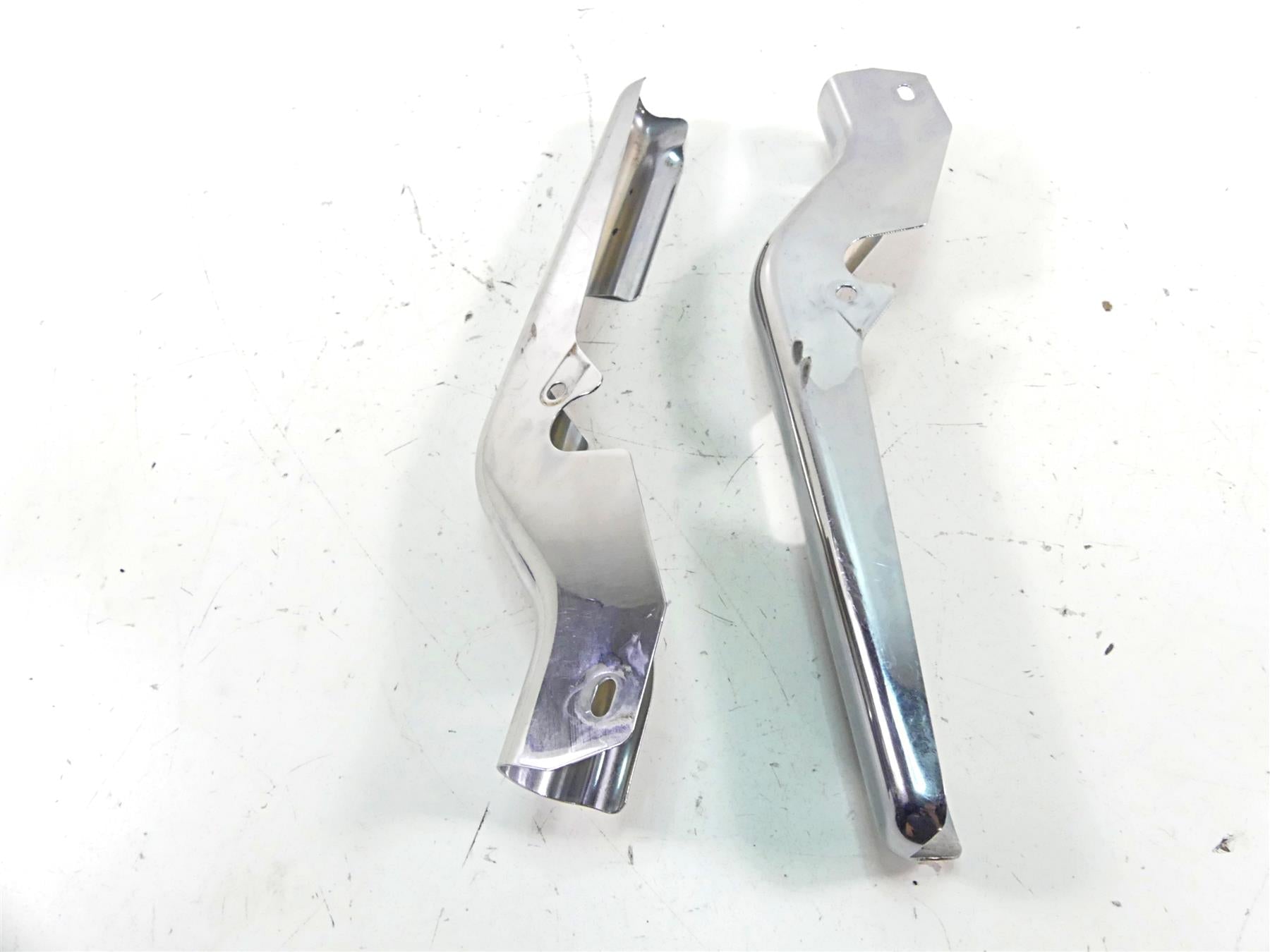 2002 Harley Touring FLHTC Electra Glide Rear Frame Chrome Struts 47504-97 {{ shop.shopifyCountryName }} - Mototech271