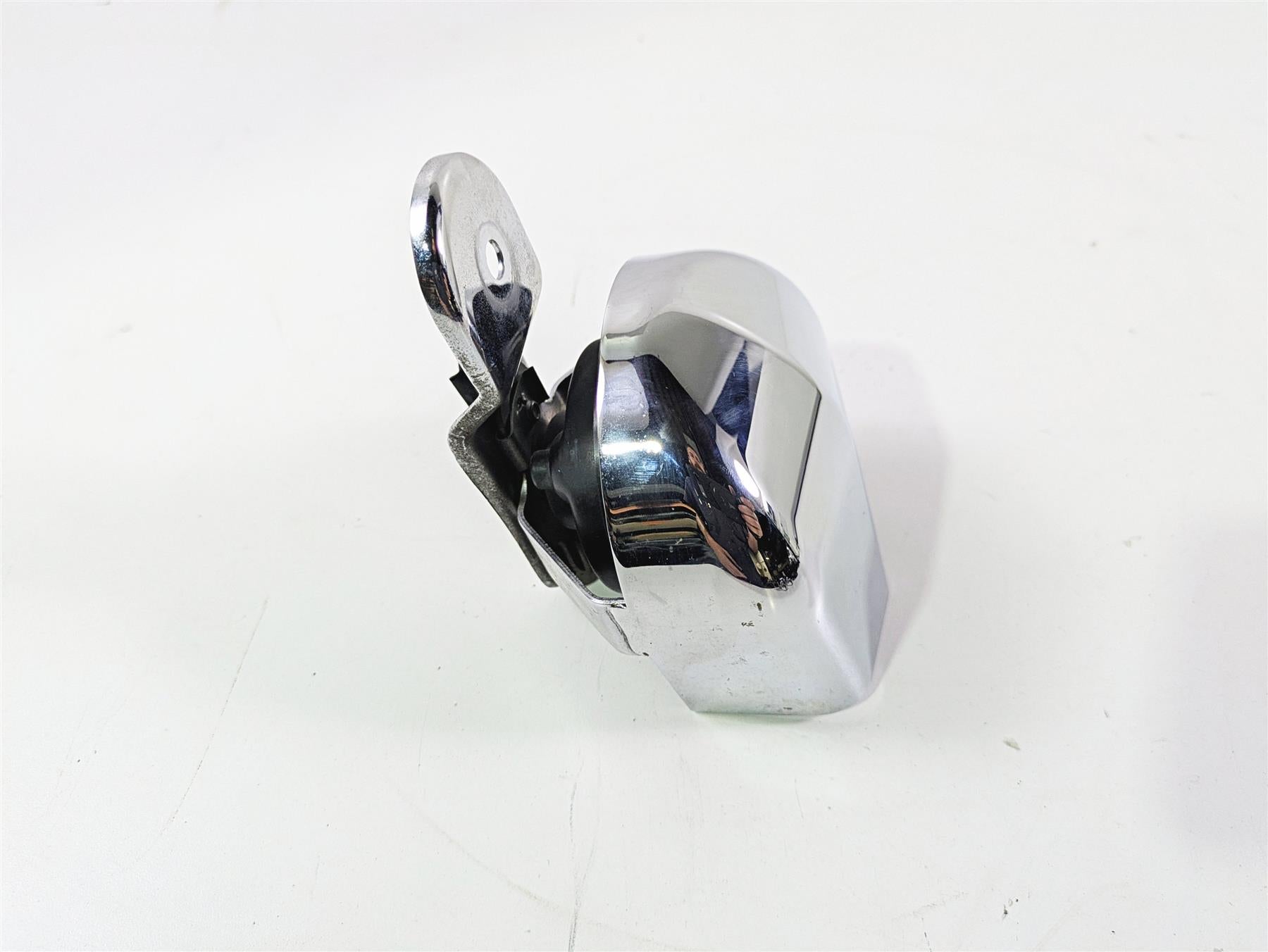 2017 Harley Softail Heritage Classic FLSTC Horn & Cover 61300478A 69060-90H {{ shop.shopifyCountryName }} - Mototech271