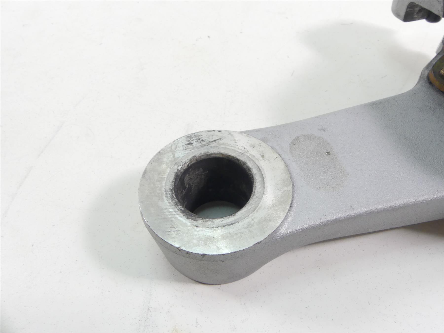 2004 Harley FLHTC SE CVO Electra Glide Rear Brake Caliper & Bracket 44681-05 {{ shop.shopifyCountryName }} - Mototech271