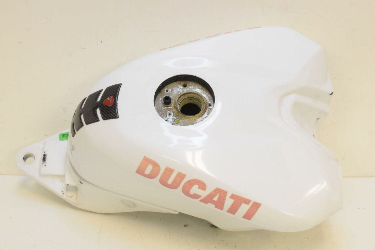 2010 Ducati 848 White Fuel Gas Petrol Tank 58611602 {{ shop.shopifyCountryName }} - Mototech271