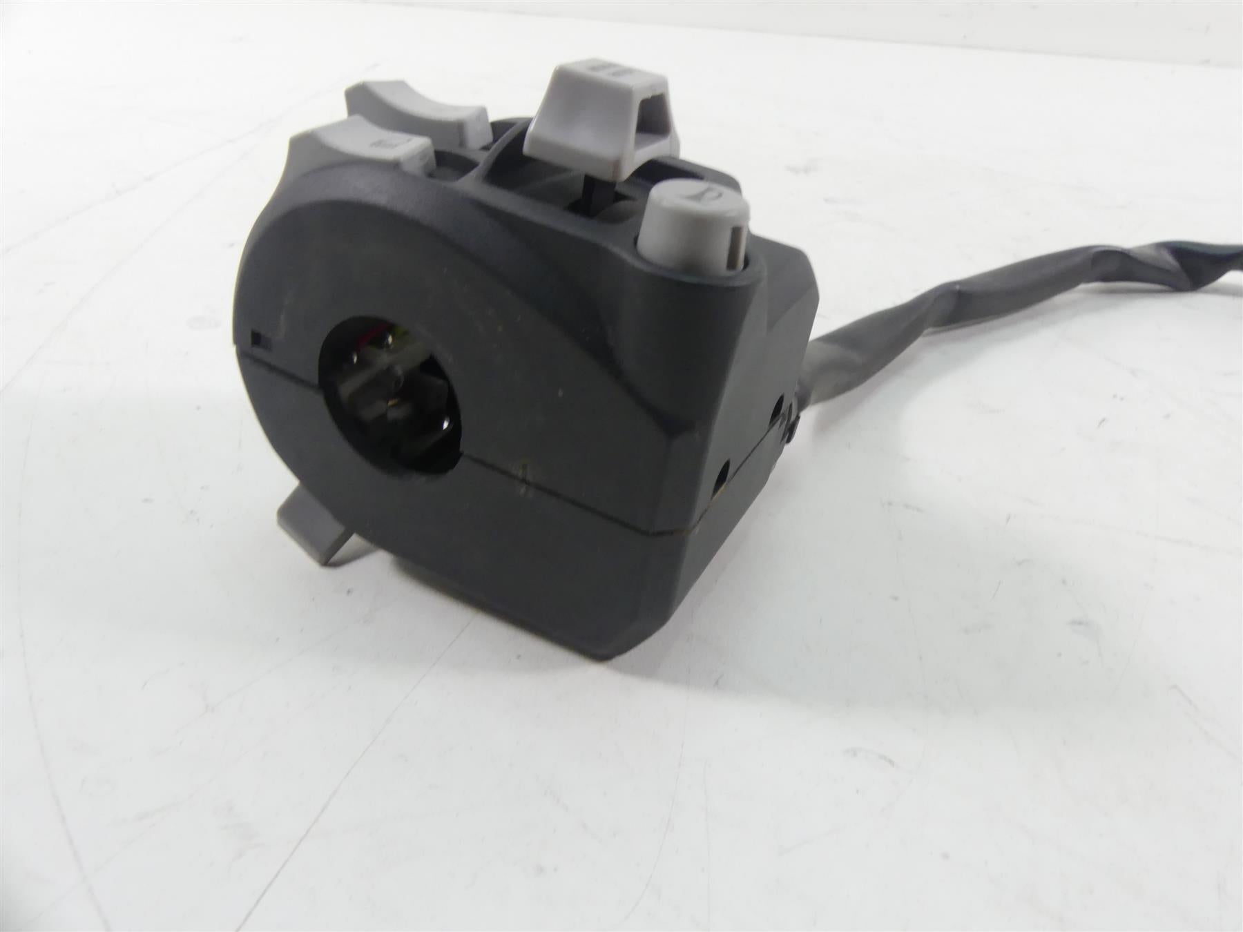 2020 Ducati Panigale V2 Left Hand Mode Light Blinker Control Switch 65110281C {{ shop.shopifyCountryName }} - Mototech271