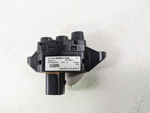 Load image into Gallery viewer, 2015 Harley Touring FLHTKL Electra Glide Auxiliary Switch Kit 69200172
