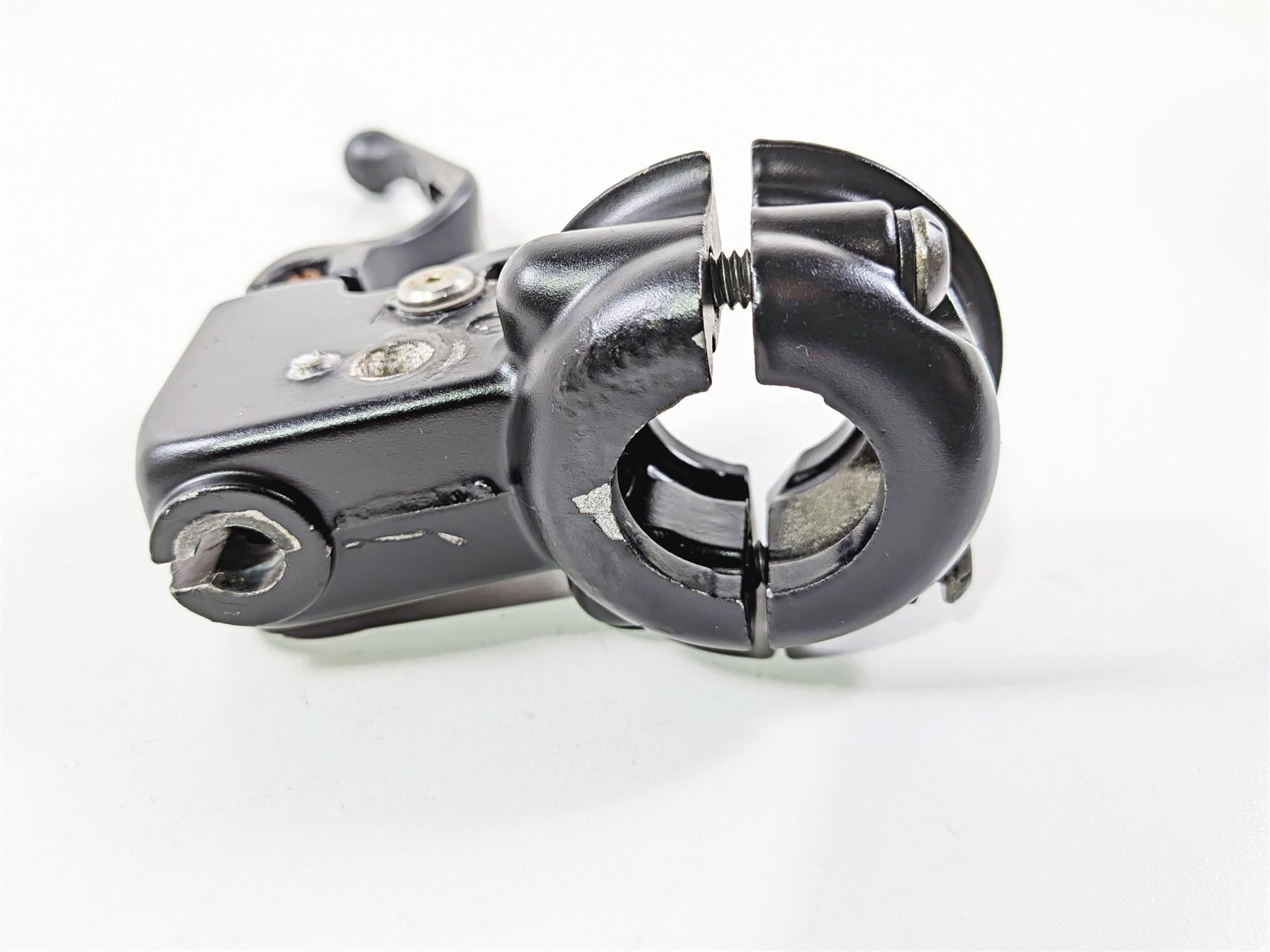 2011 Harley FXDF Dyna Fat Bob Black Clutch Perch & Slotted Lever Set 38608-96 {{ shop.shopifyCountryName }} - Mototech271