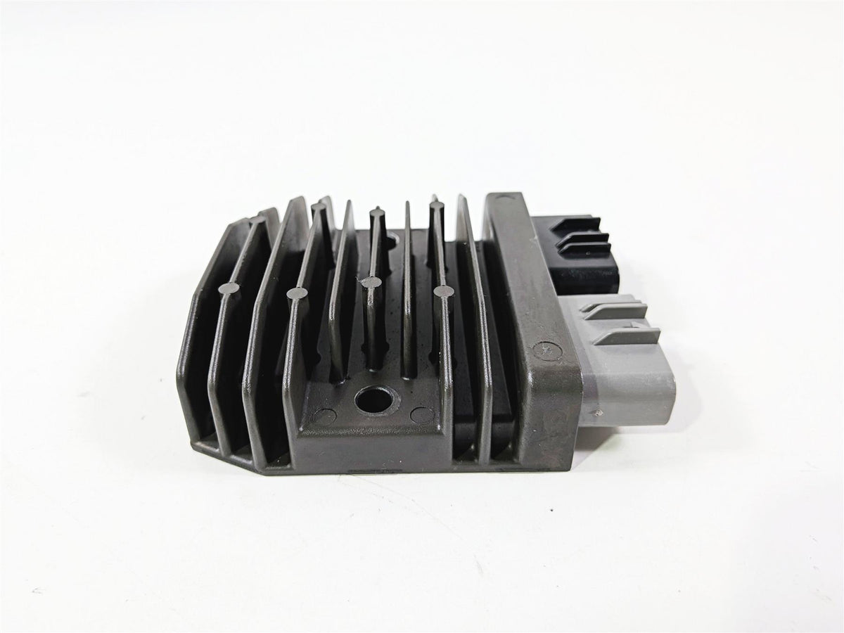 2022 Ducati Panigale V4 S V4S Rectifier Voltage Regulator 54040301B FH020AA-Mototech271