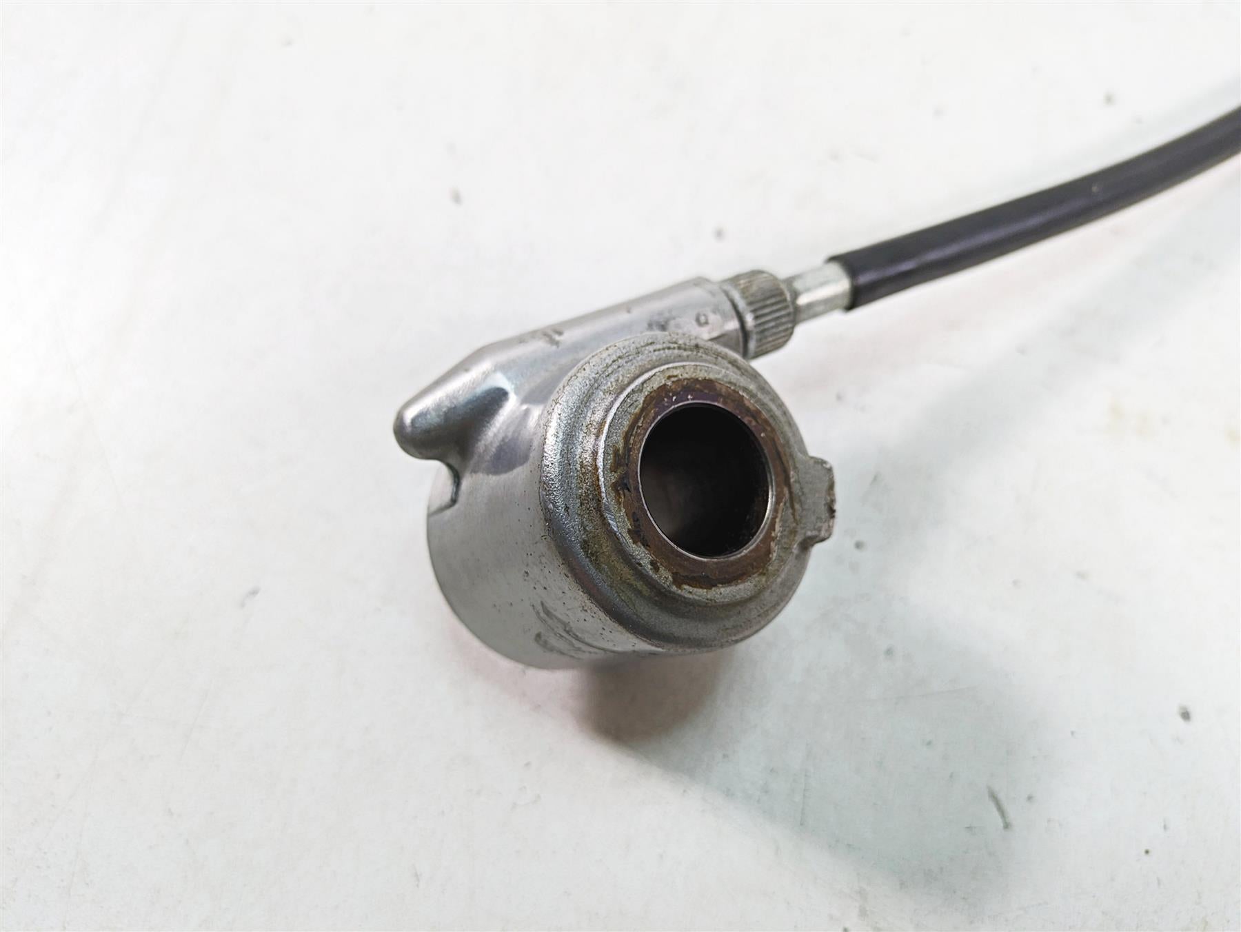 1997 Kawasaki VN1500 Vulcan Front Speedo Hub & Cable 41078-1099 {{ shop.shopifyCountryName }} - Mototech271