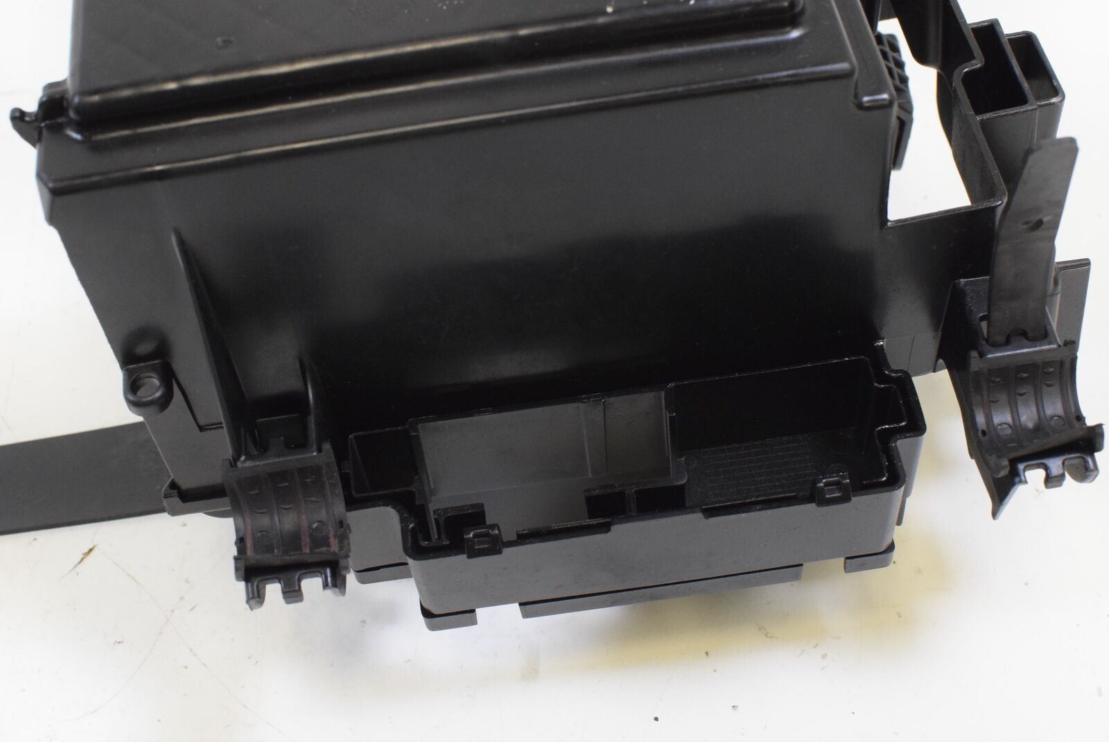 2016 BMW R1200R R1200 R K53 Battery Tray Electrical Holder Carrier 61218533308 {{ shop.shopifyCountryName }} - Mototech271