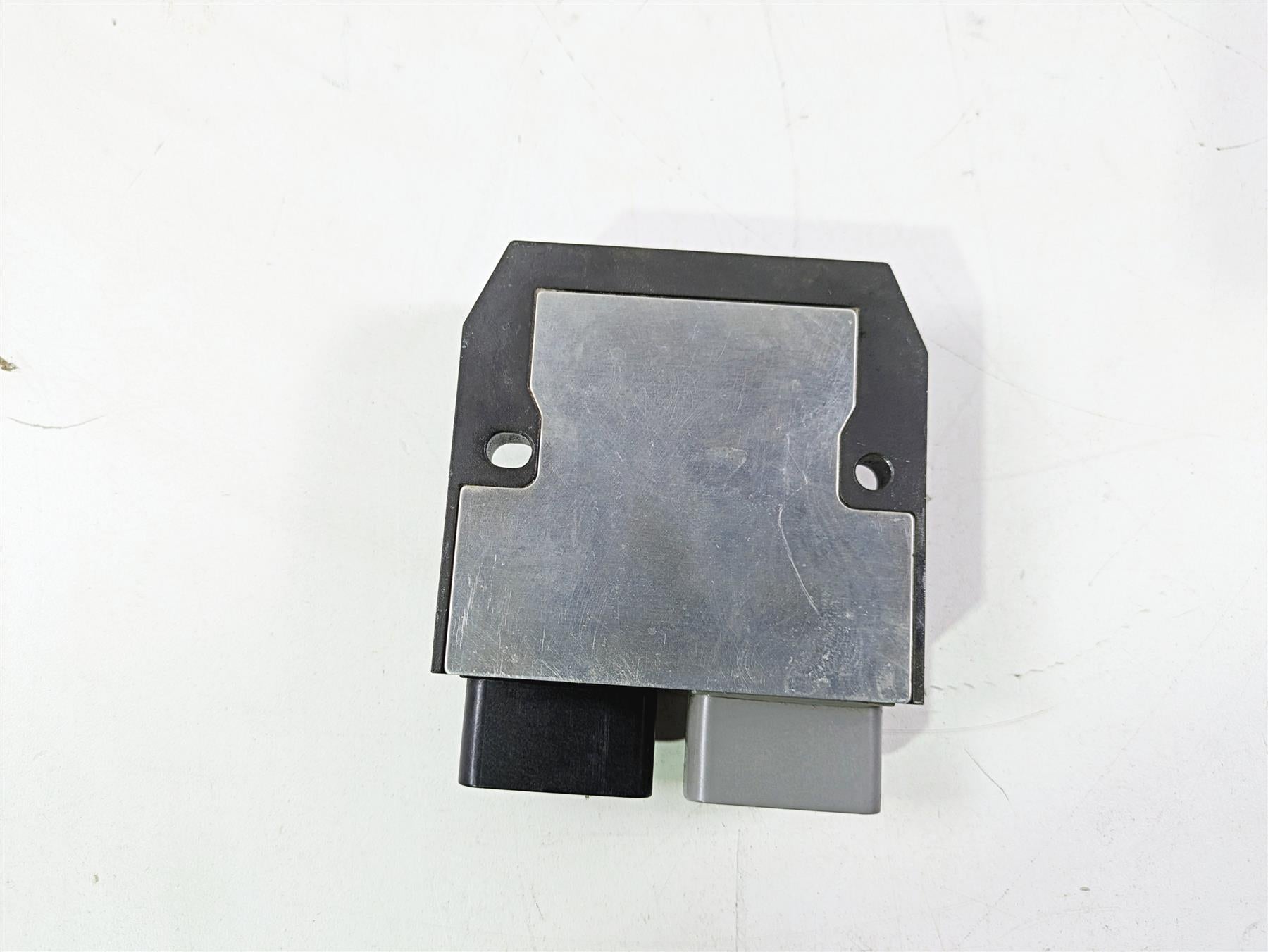2016 BMW R1200RS K54 Rectifier Voltage Regulator FH020AA 12318523367 {{ shop.shopifyCountryName }} - Mototech271