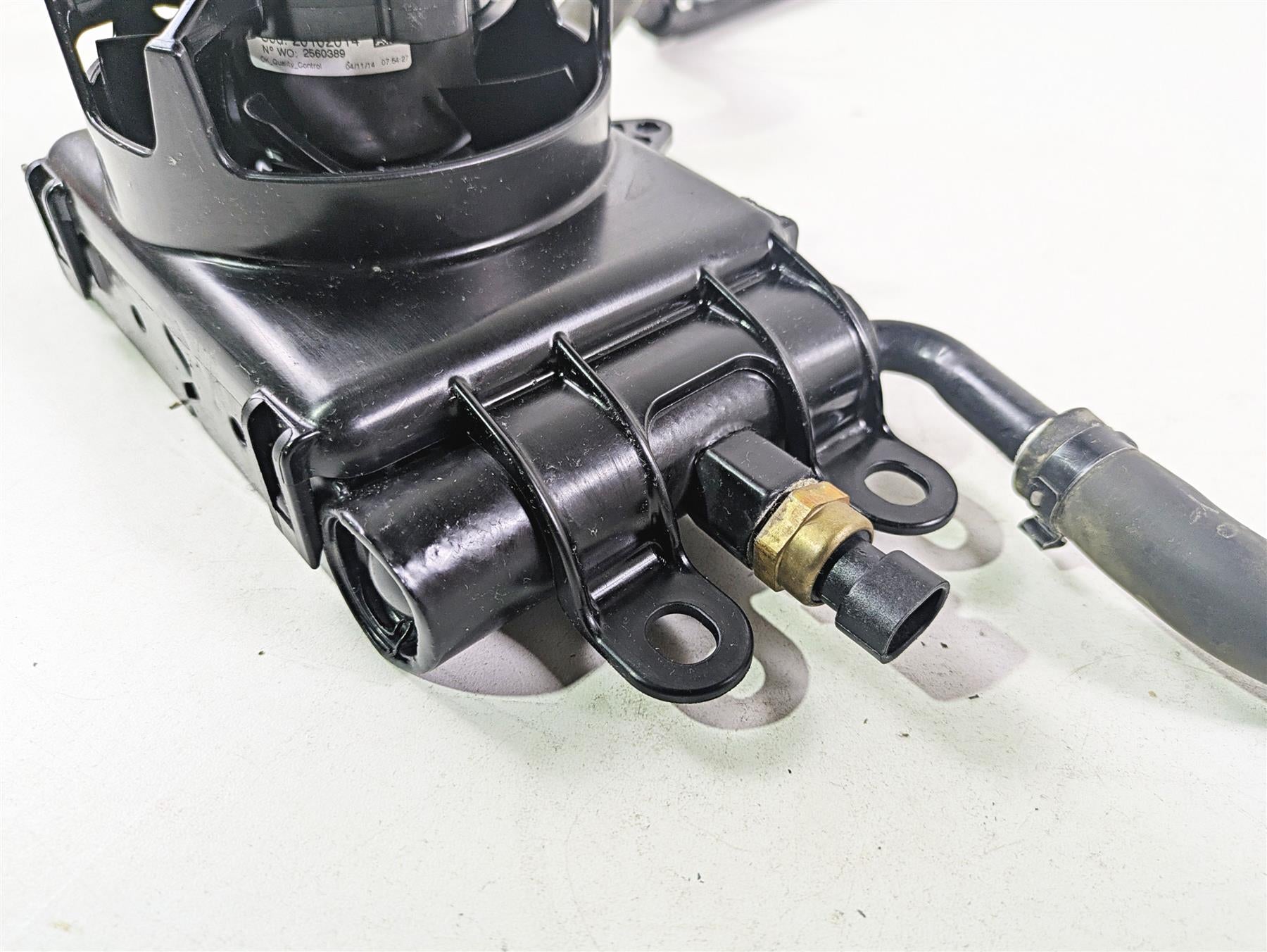 2015 Harley Touring FLHTKL Electra Glide Left Radiator Fan Set 26800004D {{ shop.shopifyCountryName }} - Mototech271