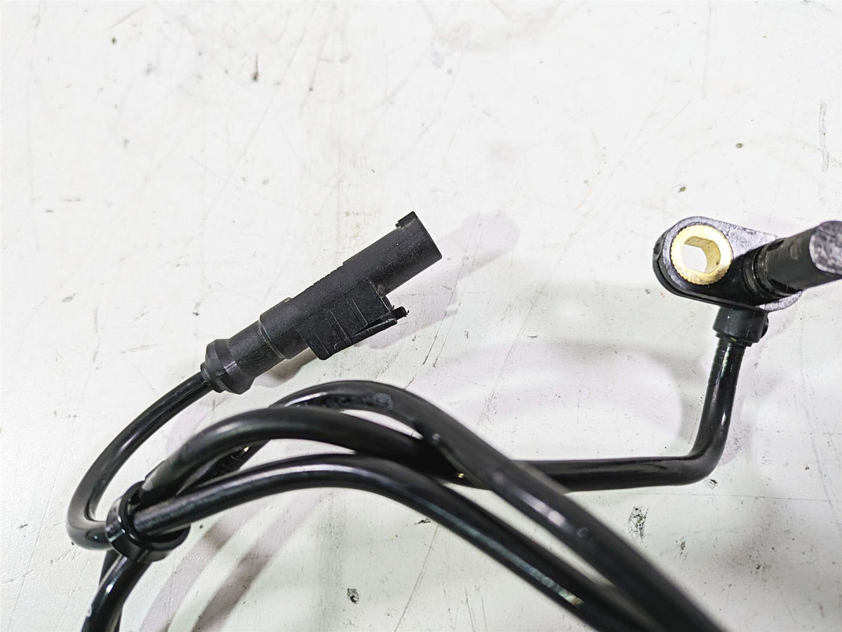 2017 BMW S1000R K47 Front Abs Brake Wheel Speed Sensor - Read 34527715117 {{ shop.shopifyCountryName }} - Mototech271