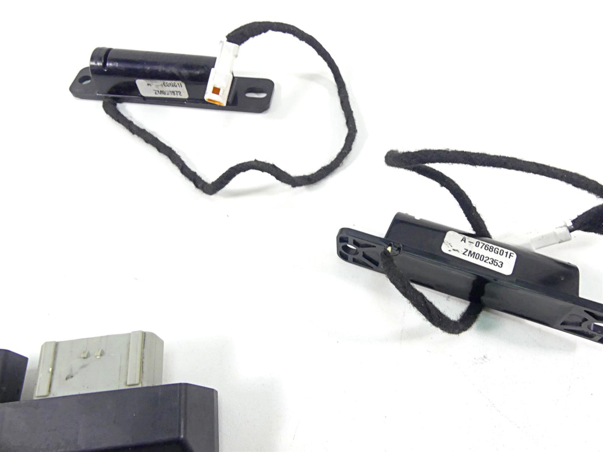 2022 Triumph Speed Triple 1200 RS Cdi Set Ignition Fob Key Immobilizer T2505562 {{ shop.shopifyCountryName }} - Mototech271