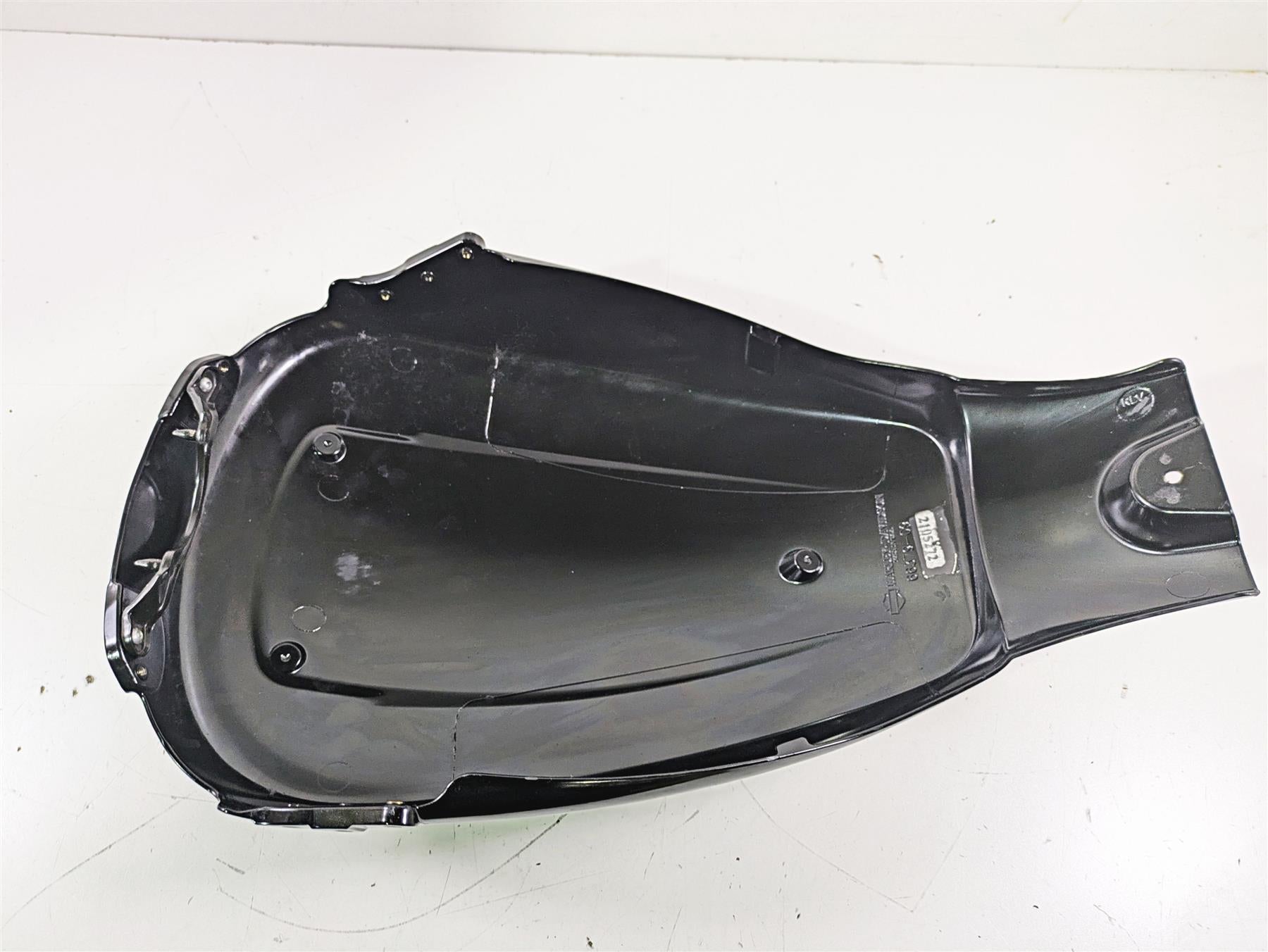 2012 Harley VRSCF Muscle V Rod Upper Tank Airbox Fairing Cover 66390-09 66379-09 {{ shop.shopifyCountryName }} - Mototech271